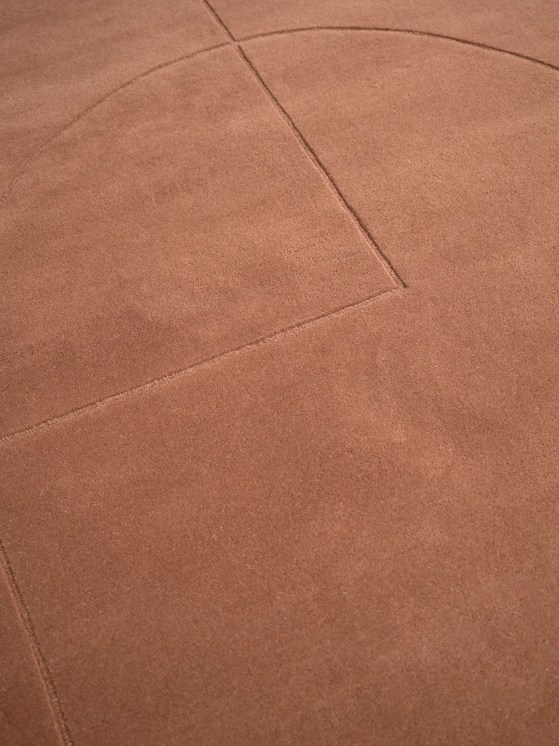 Lineal Poem wool carpet, Amber. 170x240 cm Linie Design