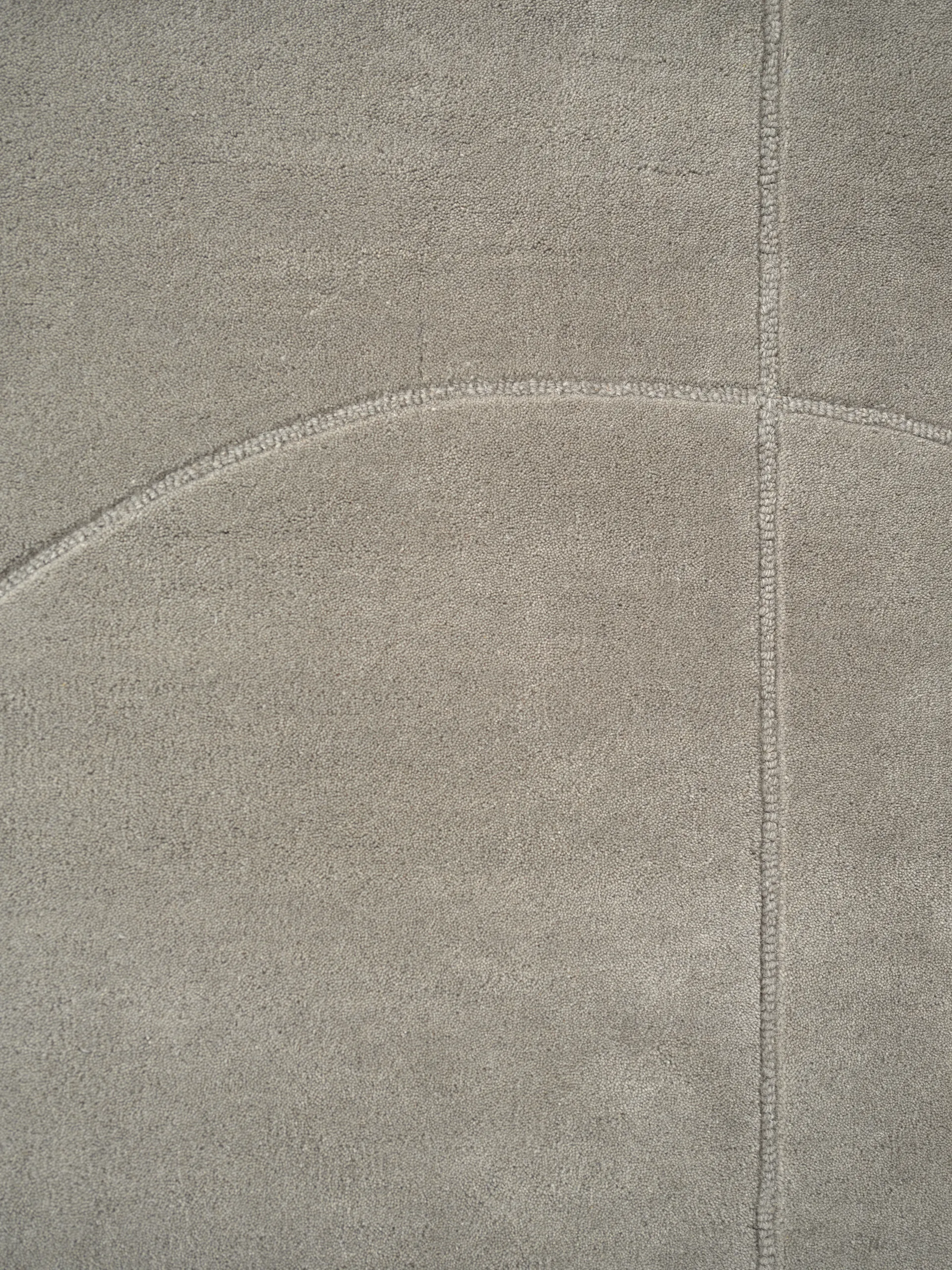 Lineal Poem wool carpet, Grey. 170x240 cm Linie Design