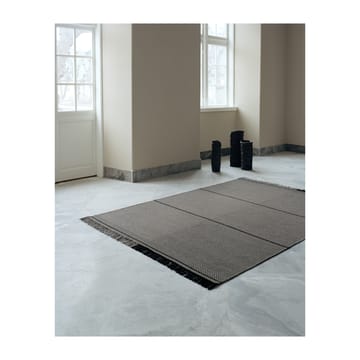 Mindful Soul wool carpet 140x200 cm - Stone-grey - Linie Design