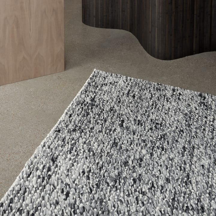 Sigri rug 170x240 cm - charcoal - Linie Design
