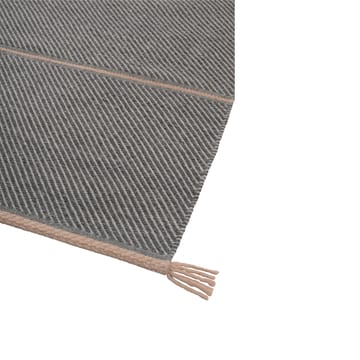Vision Walk wool carpet 140x200 cm - Grey-rose - Linie Design