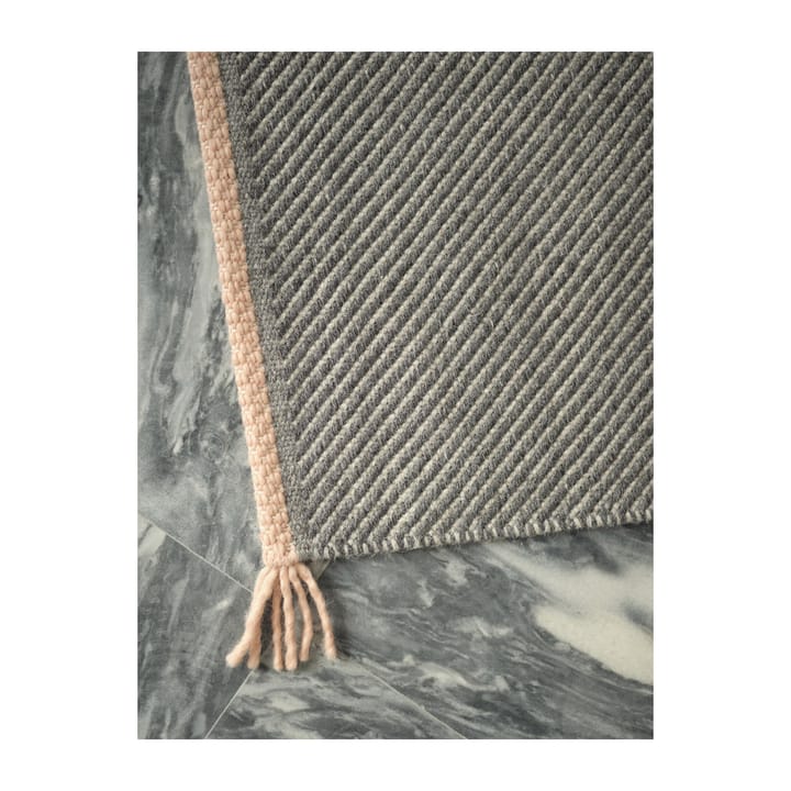 Vision Walk wool carpet 250x350 cm - Grey-rose - Linie Design