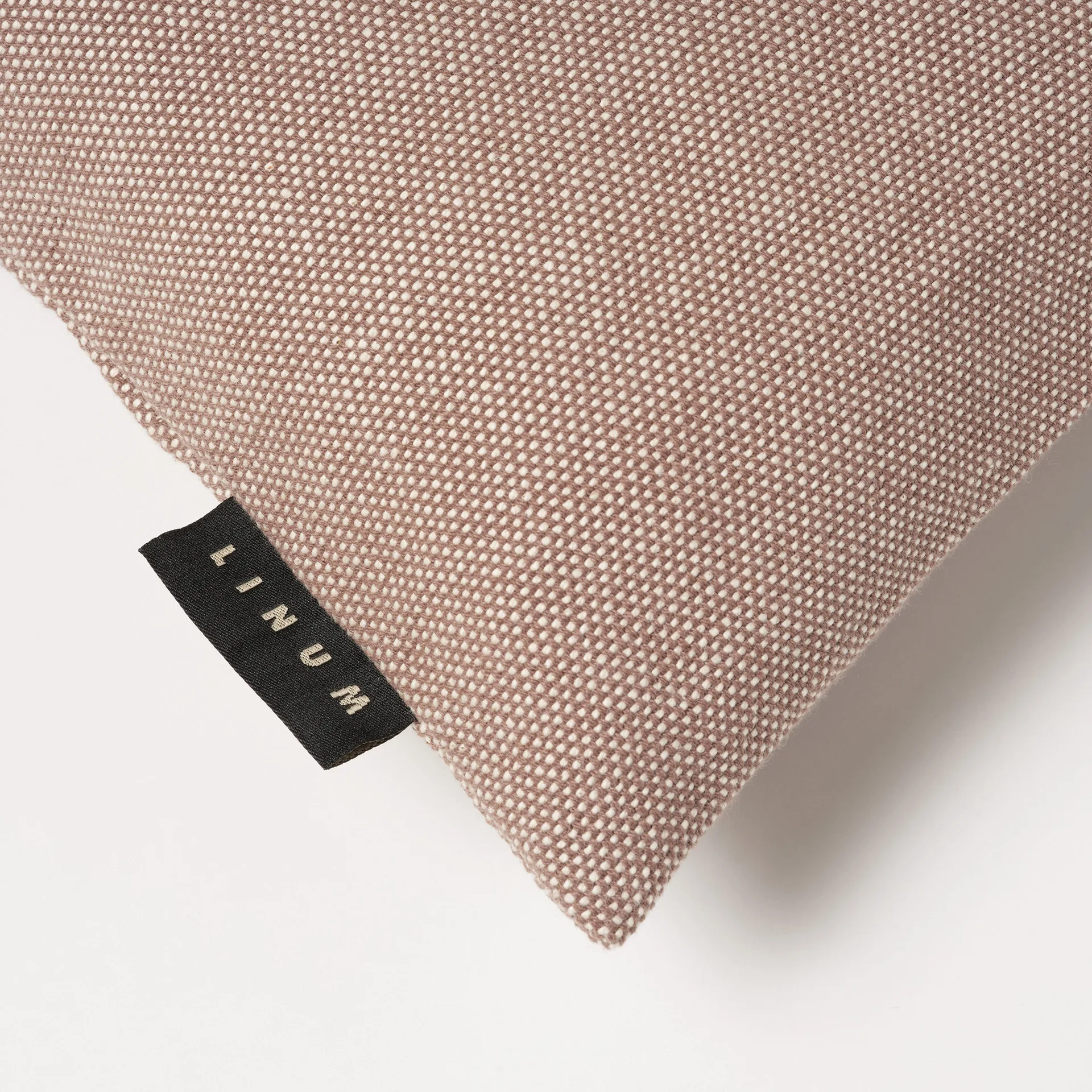 Pepper pillowcase 50x50 cm, Dark mole brown Linum