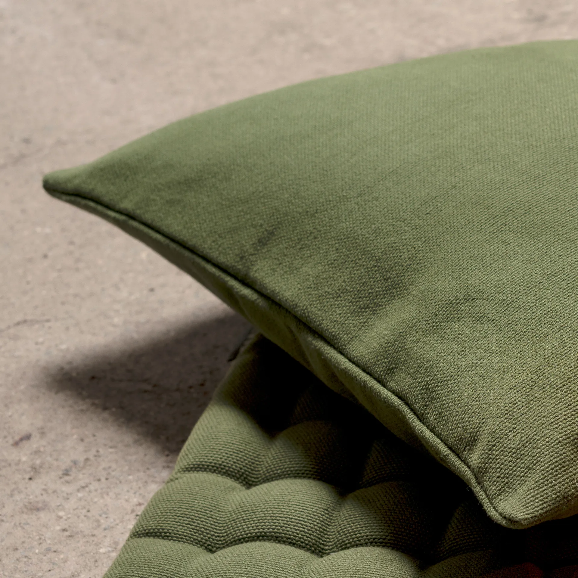 Pepper pillowcase 50x50 cm, Dark olive green  Linum
