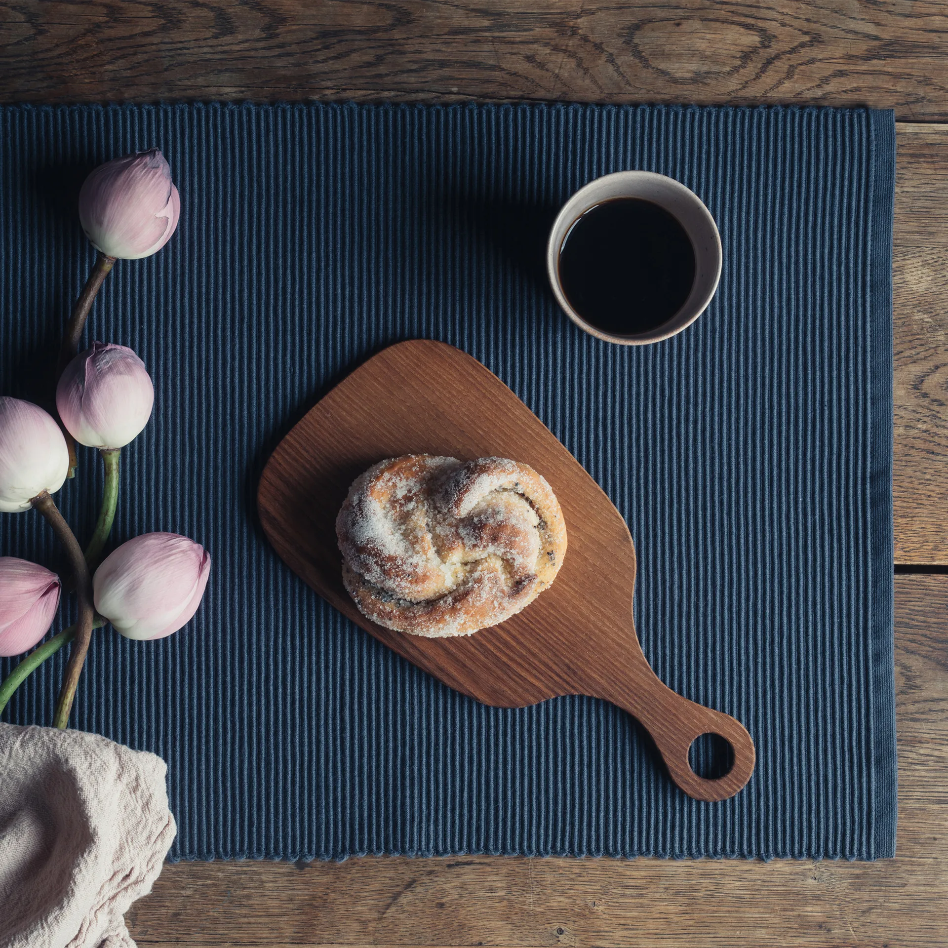 Uni table runner 45x150 cm, Indigo blue Linum