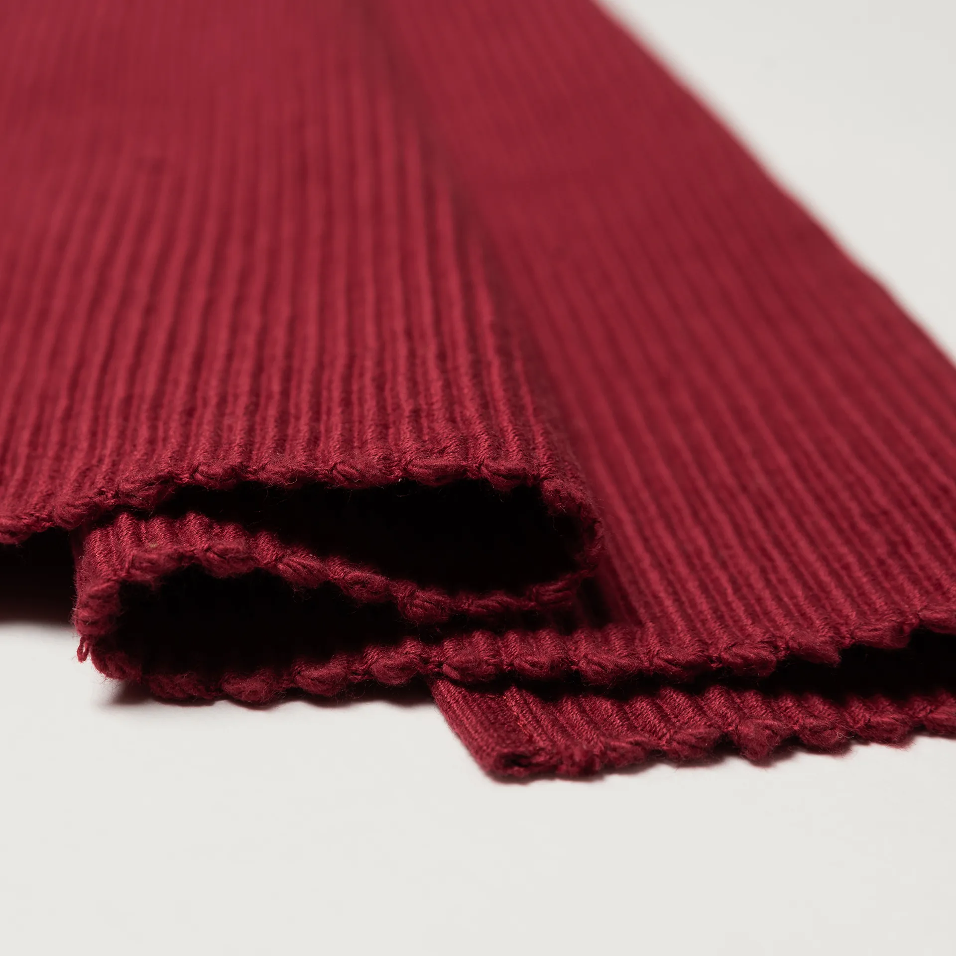 Uni table runner 45x150 cm, Red Linum