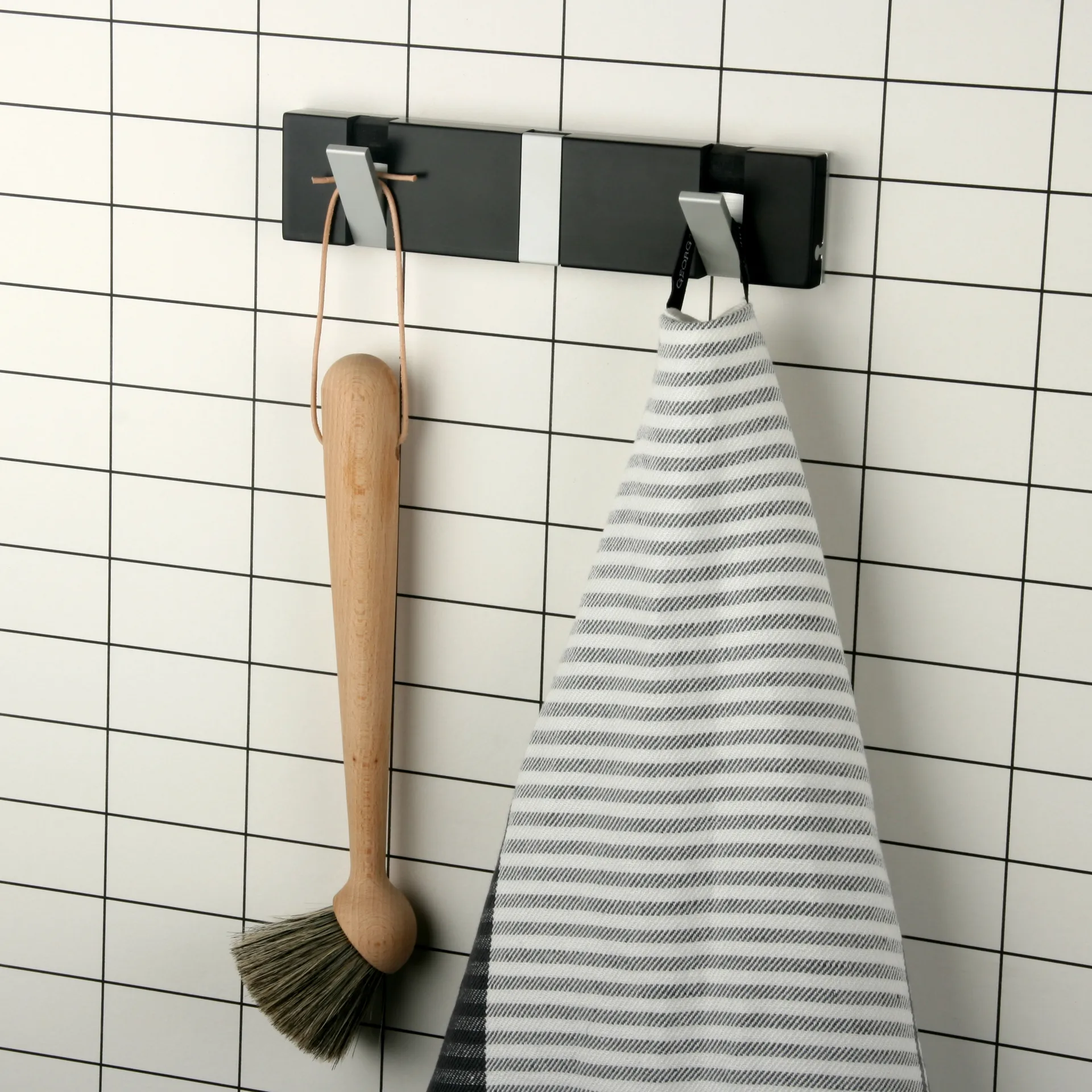 Loca Knax hanger 20 cm komposit, black LoCa