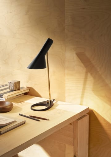 AJ MINI table lamp - Brass-black - Louis Poulsen