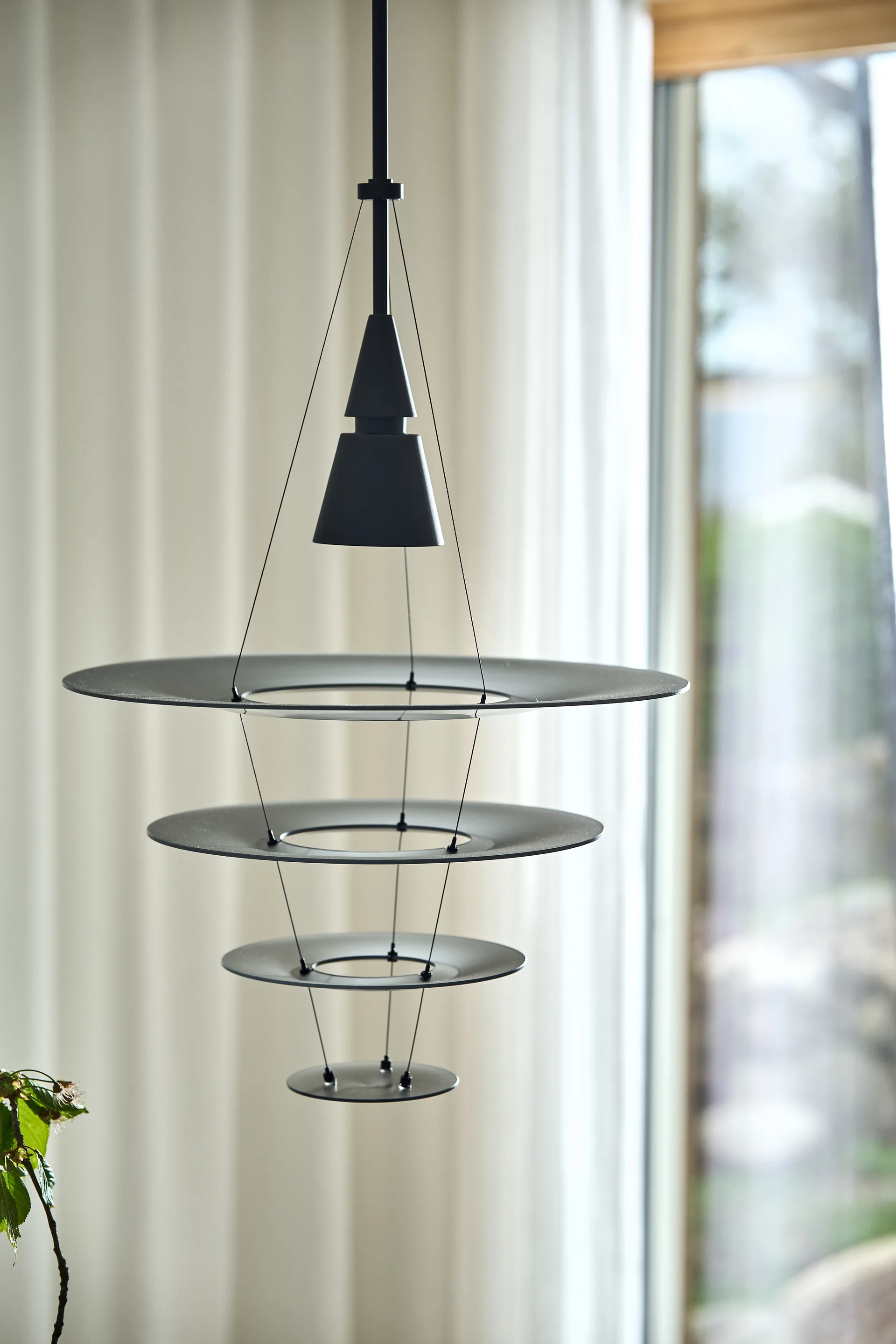 Enigma 425 pendant lamp, Black Louis Poulsen