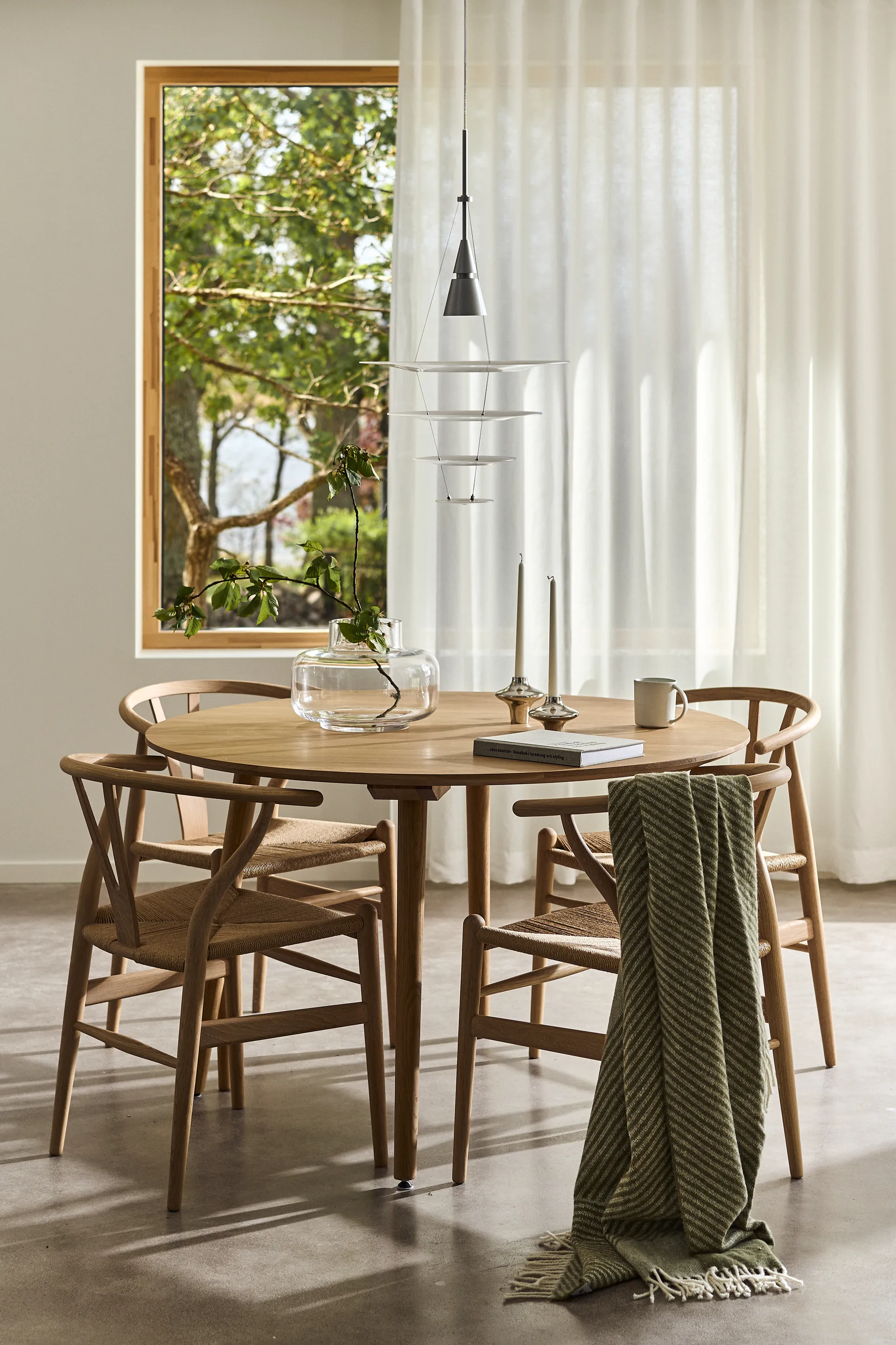 Enigma 425 pendant lamp, White Louis Poulsen