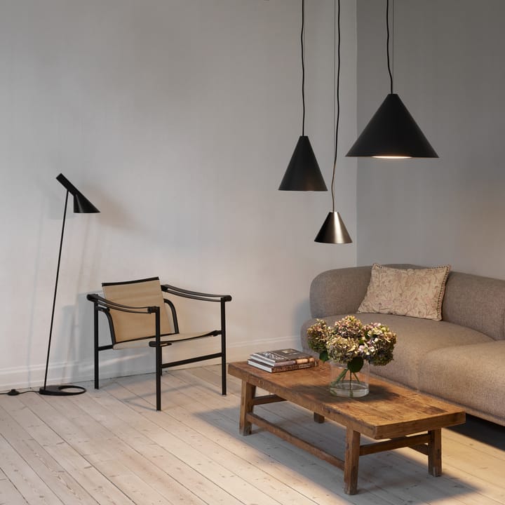 Keglen pendant lamp Ø25 cm, Black Louis Poulsen