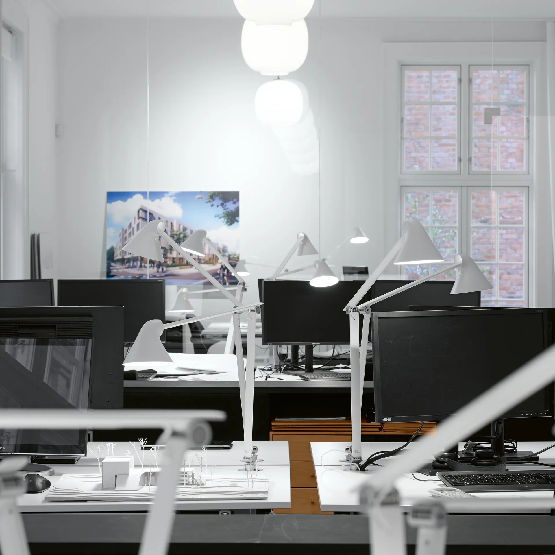 NJP table lamp Ø10 mm, White Louis Poulsen