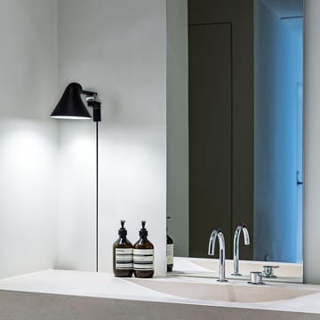 NJP wall lamp - Black, long arm, LED, 3000k - Louis Poulsen