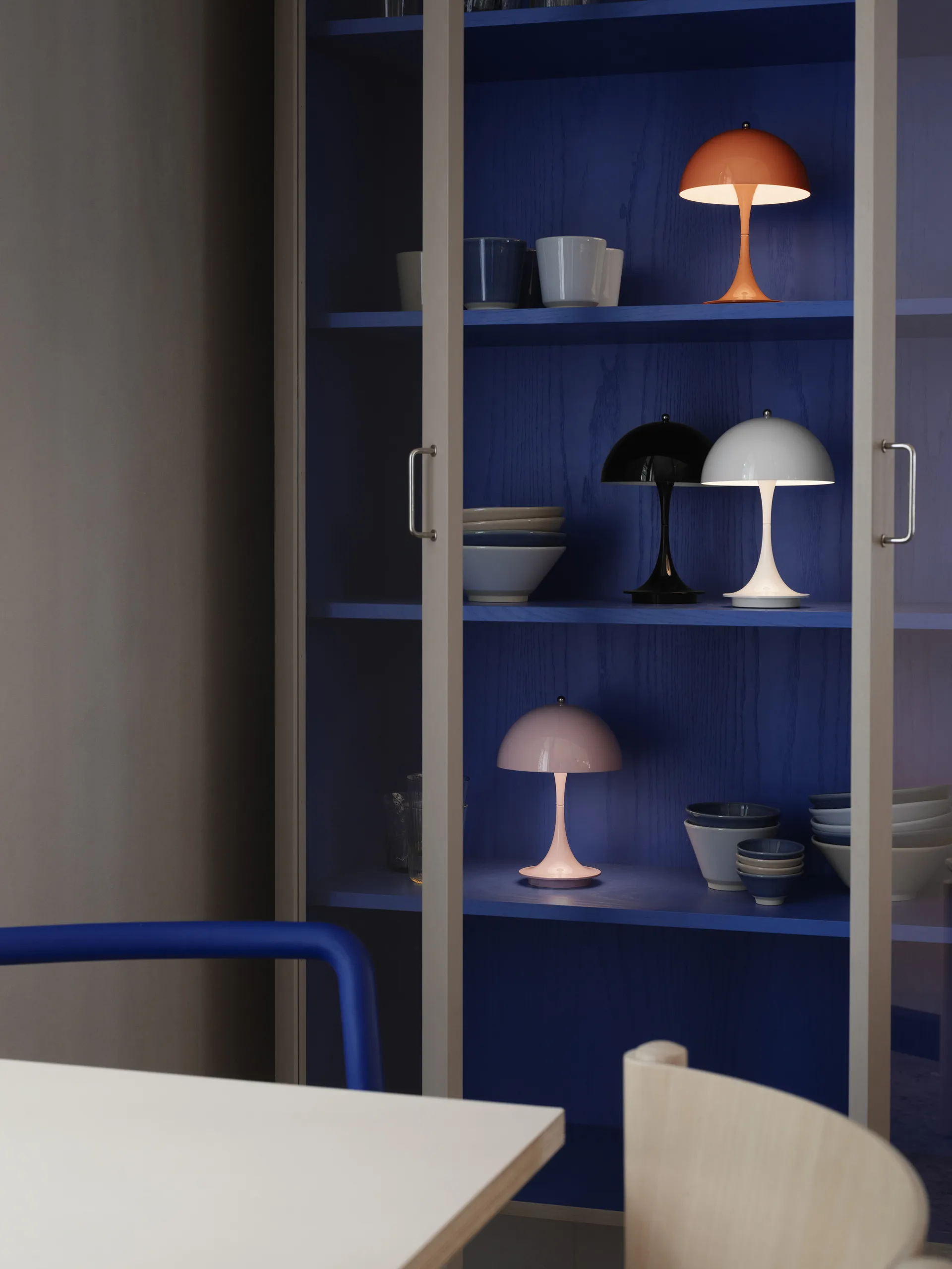 Panthella 160 portable table lamp metal, Orange Louis Poulsen