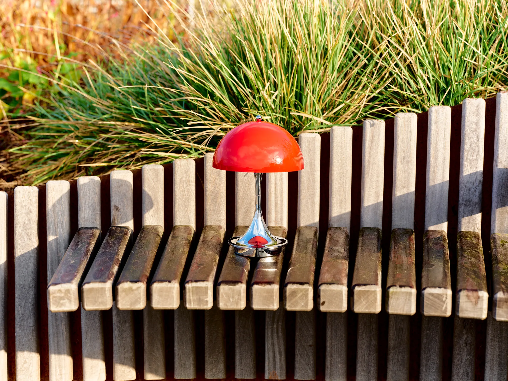 Panthella 160 Portable v3 table lamp, Original Opal Red Louis Poulsen