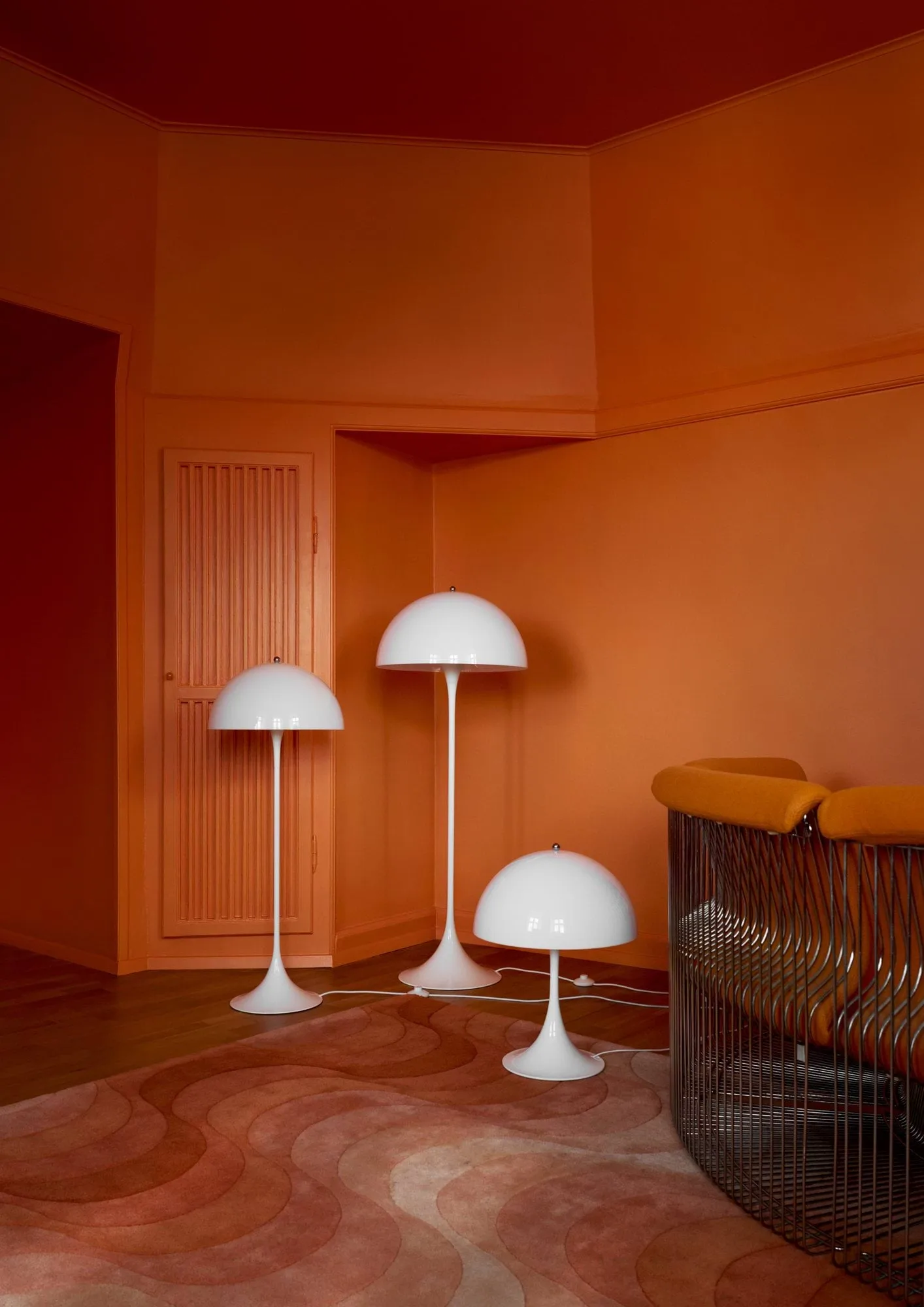 Panthella 500 floor lamp, V3, Opal white Louis Poulsen