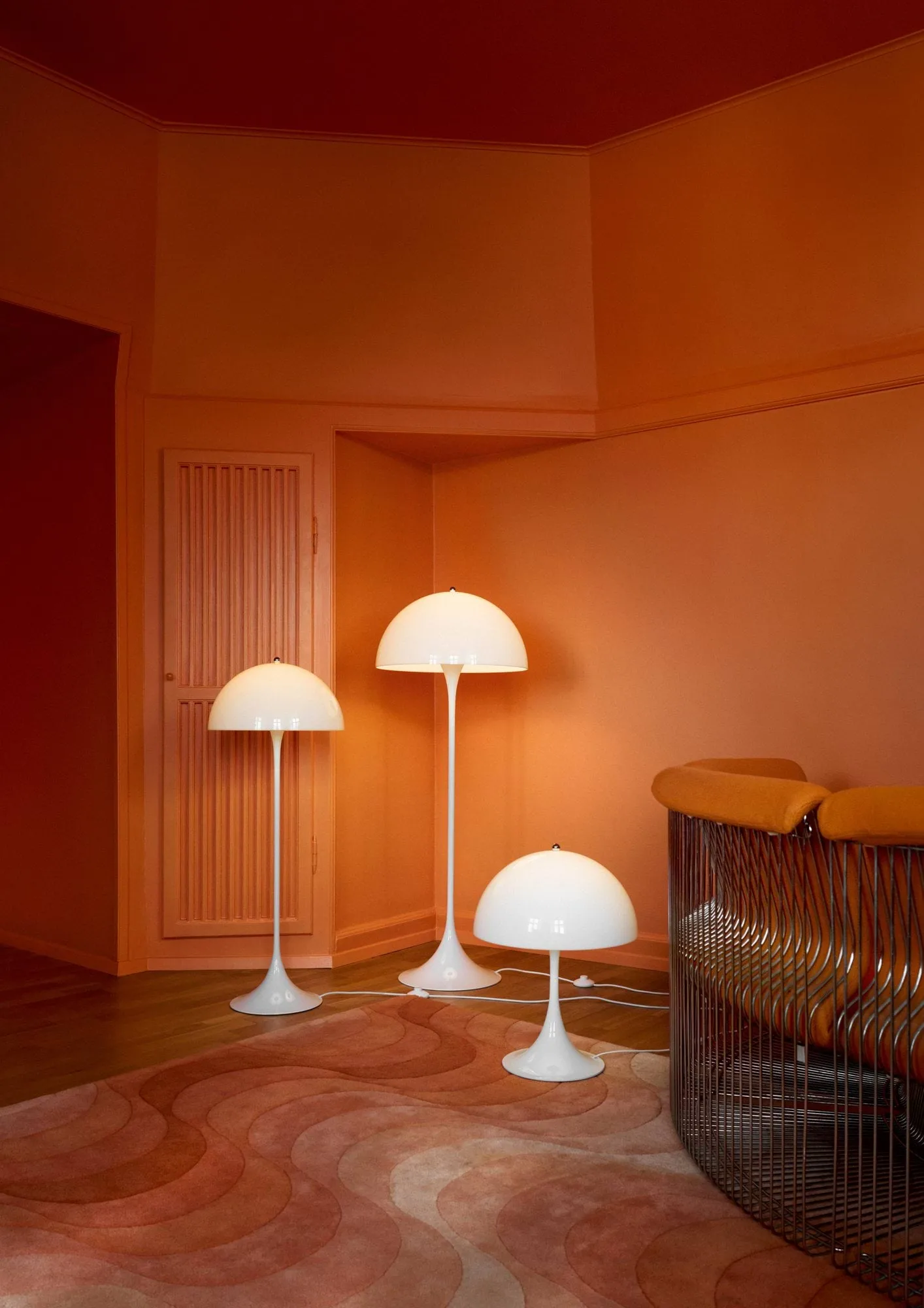 Panthella table lamp, V3, Opal white Louis Poulsen