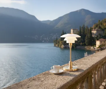 PH 1/1 portable table lamp - Brass-plated - Louis Poulsen