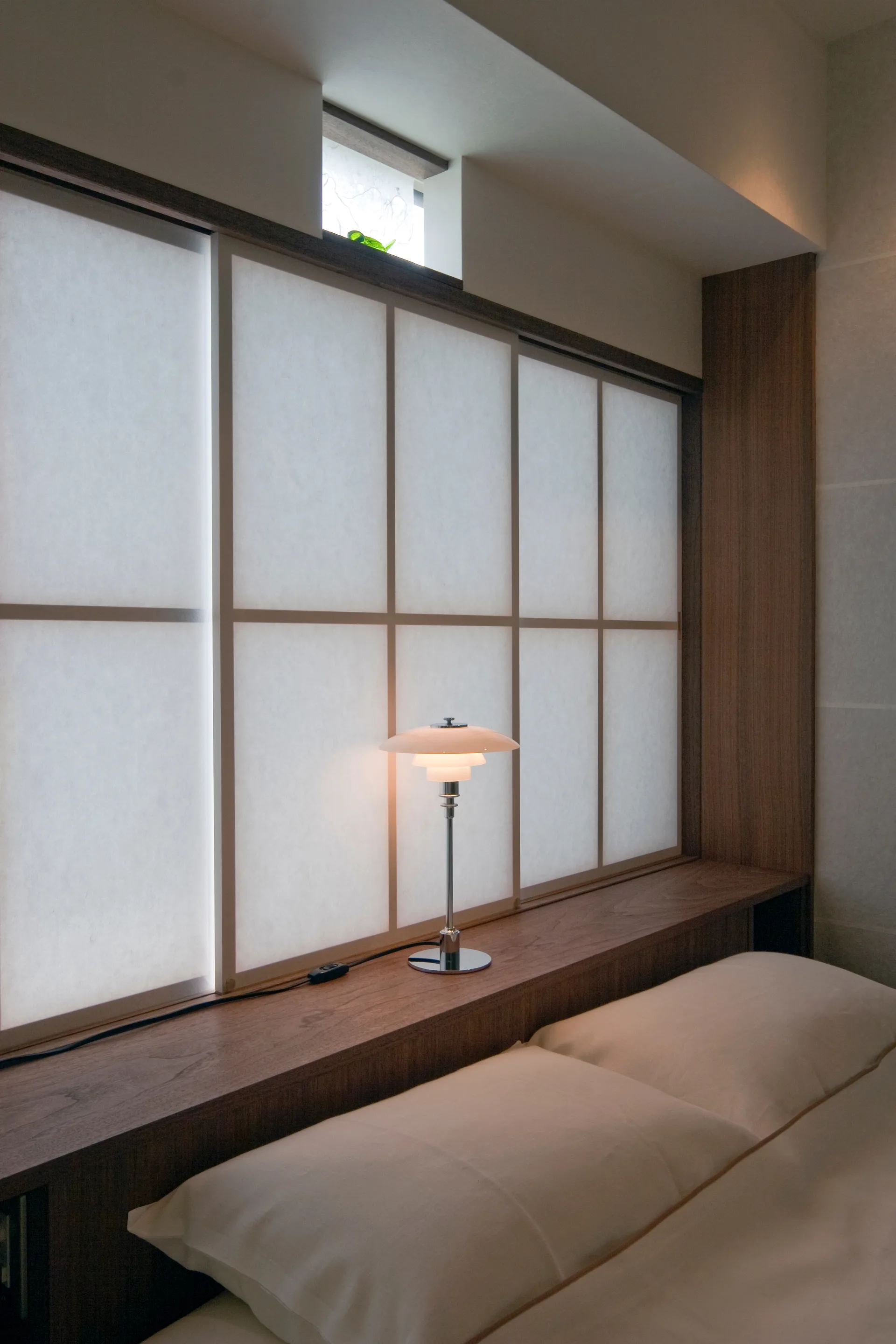 PH 2/1 table lamp, Chome Louis Poulsen