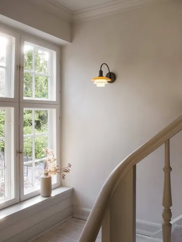 PH 2/2 Centenary Edition wall lamp - Amber-opal white, plug - Louis Poulsen