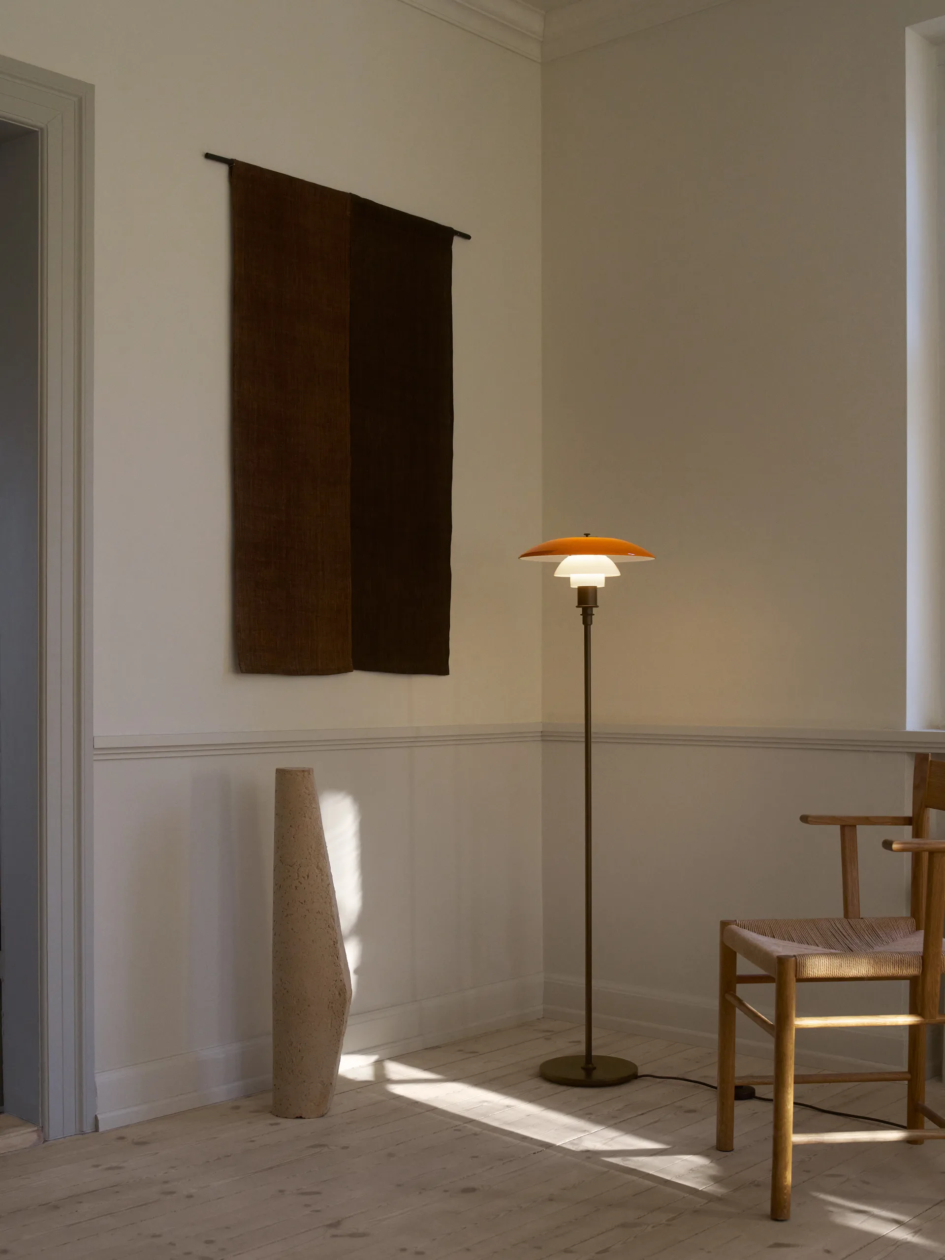 PH 3½-2½ floor lamp Centenary Edition, Amber-opal white Louis Poulsen