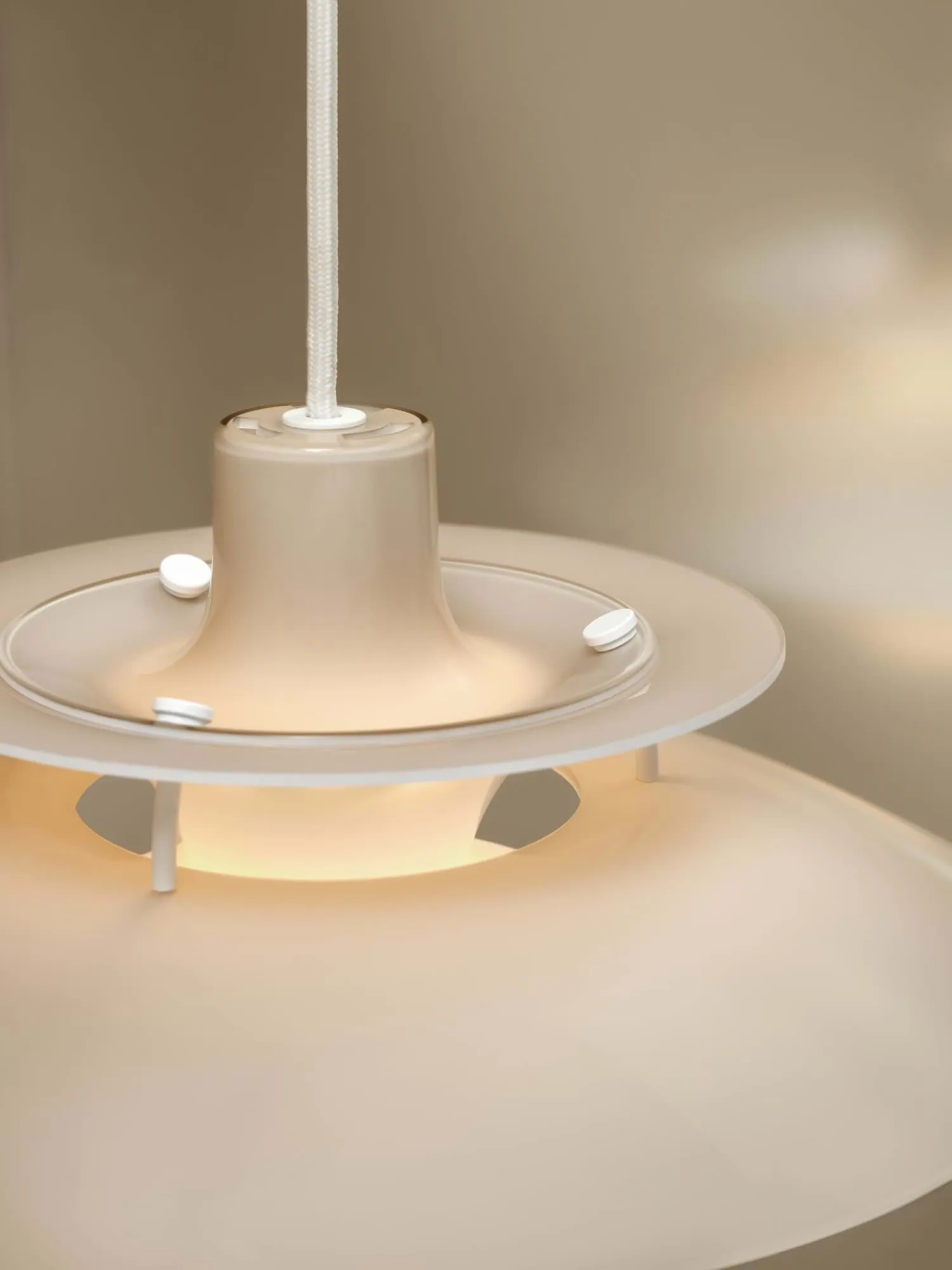 PH 5 pendant Ø32 cm, Opal beige Louis Poulsen