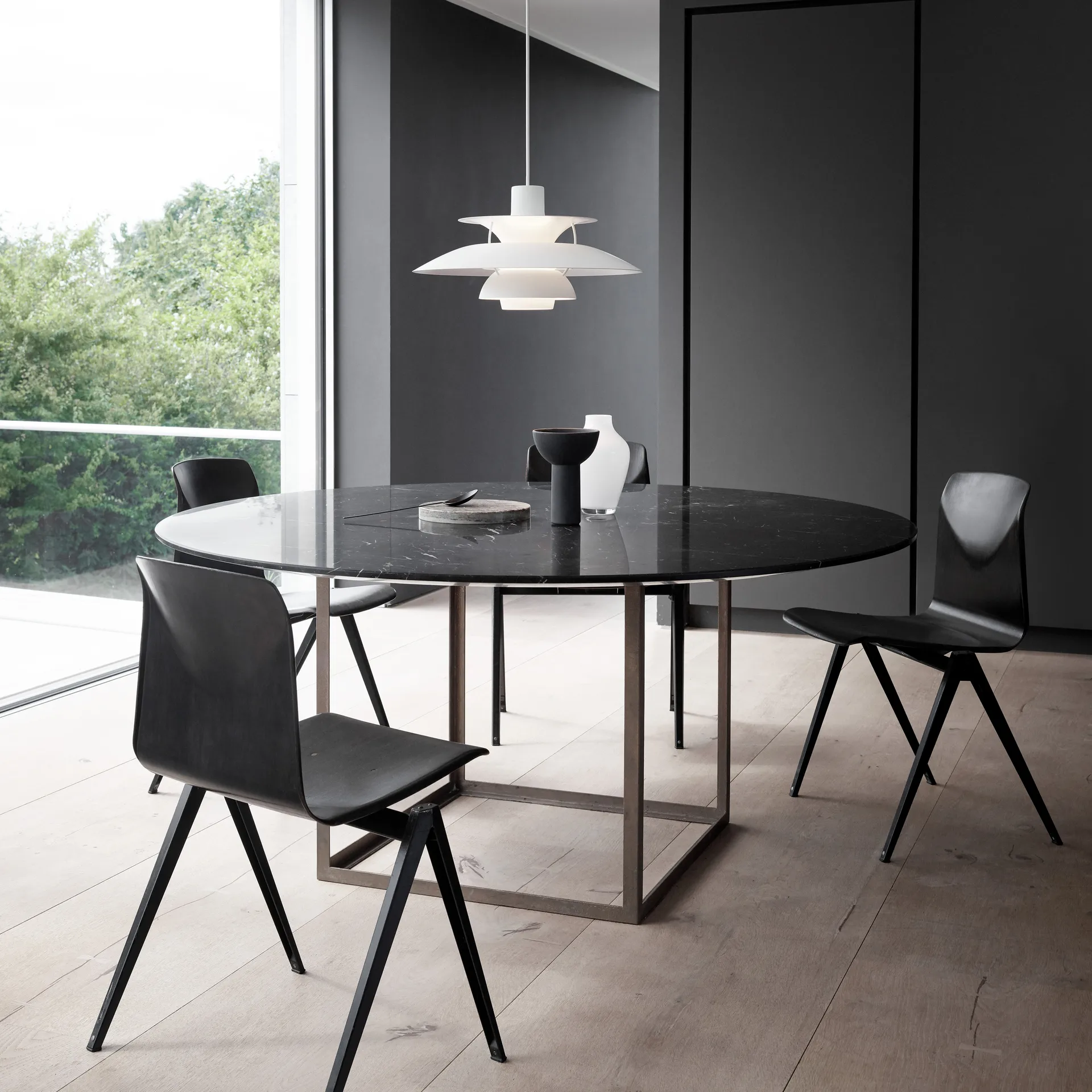 PH 5 pendant lamp monochrome, White Louis Poulsen