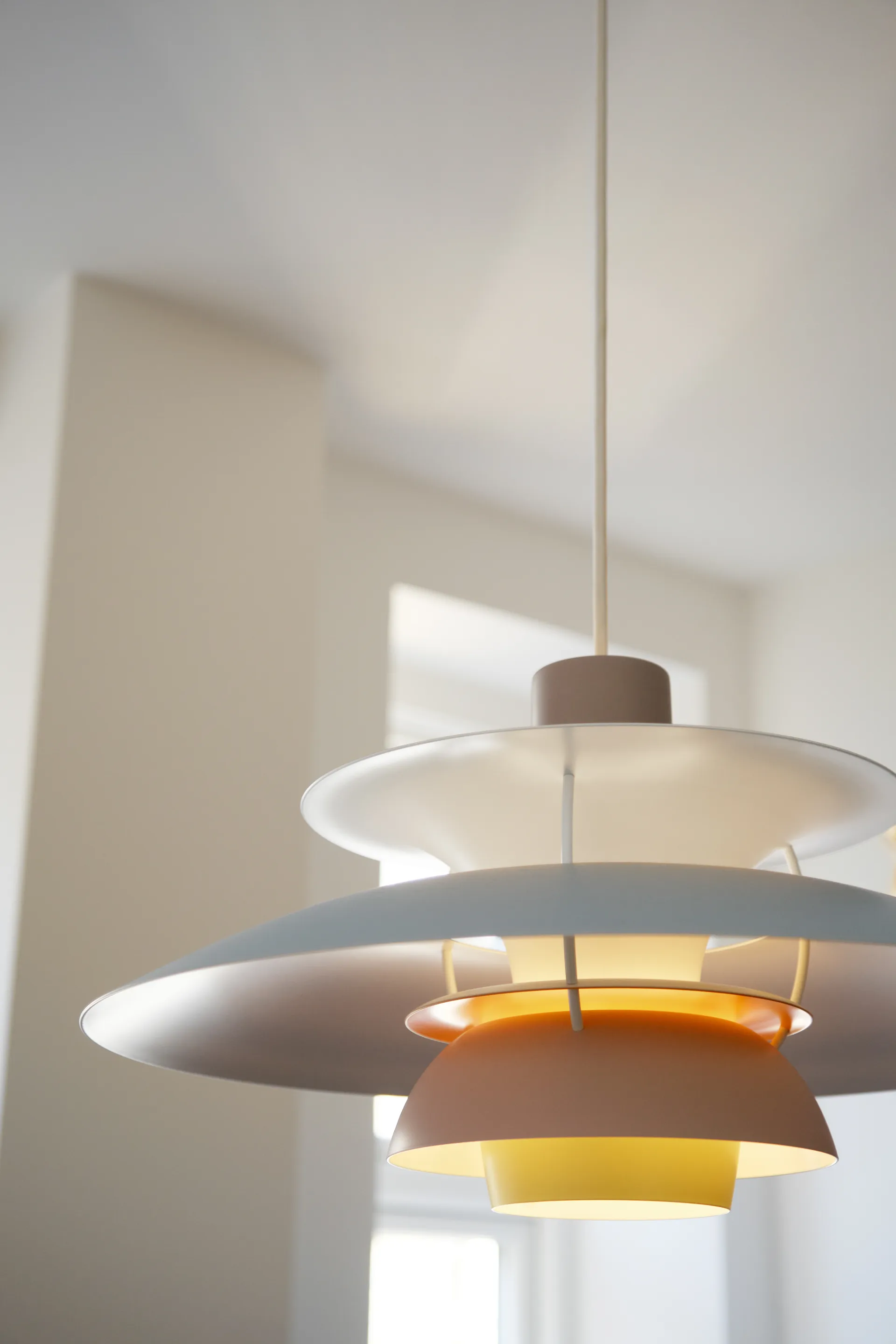 PH 5 pendant lamp, Pastel-oyster grey-blue-pink Louis Poulsen