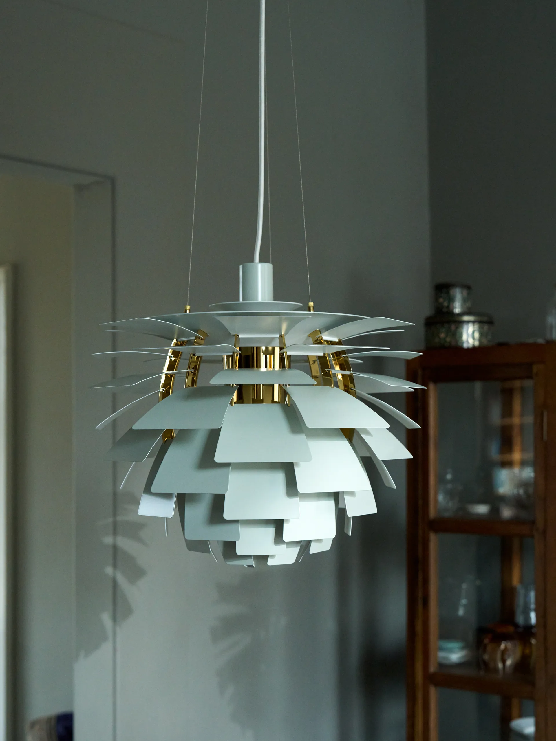 PH Artichoke pendant lamp Ø48 cm, Dusty green-brass metallised Louis Poulsen