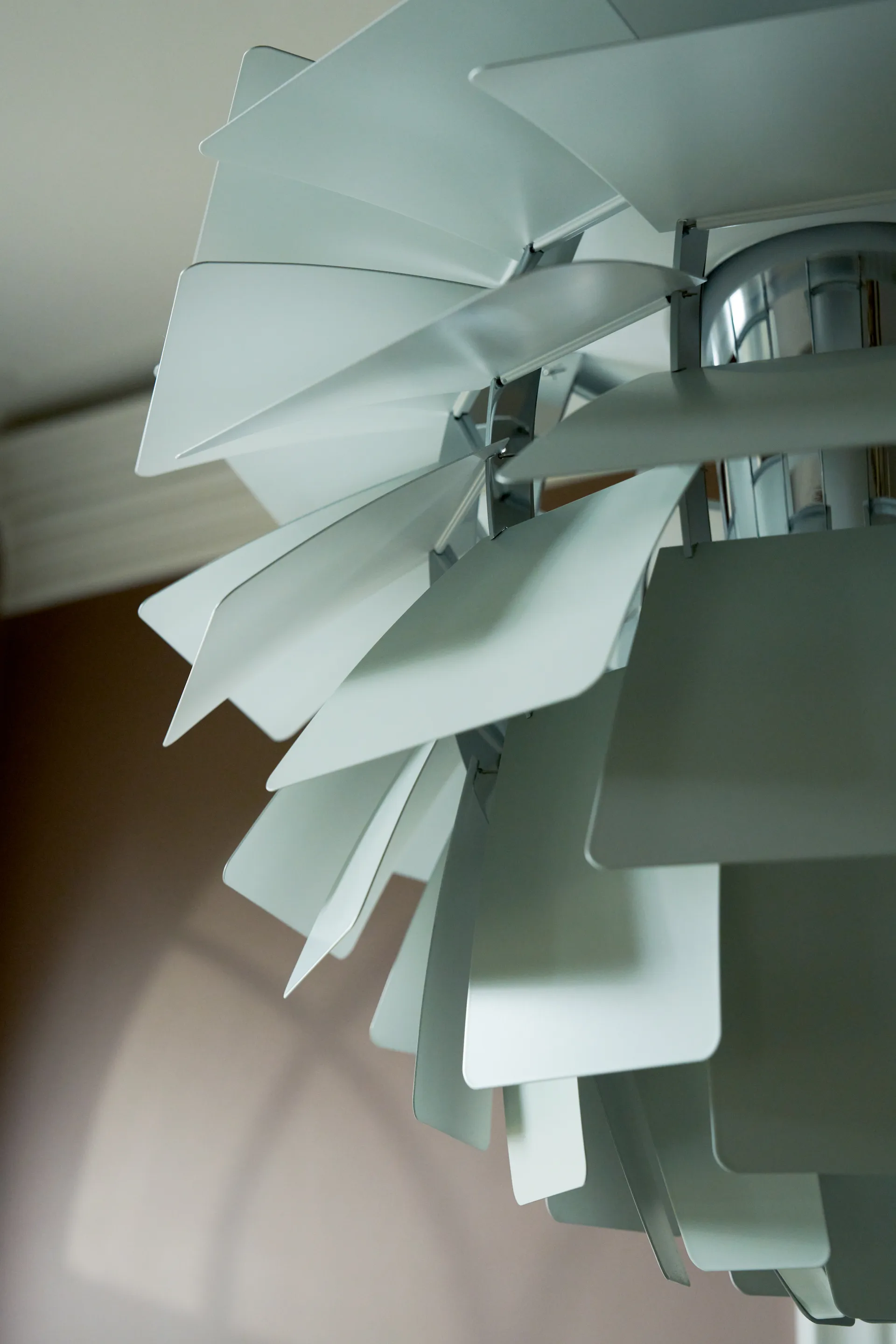 PH Artichoke pendant lamp Ø48 cm, Dusty green-high lustre chrome plated Louis Poulsen