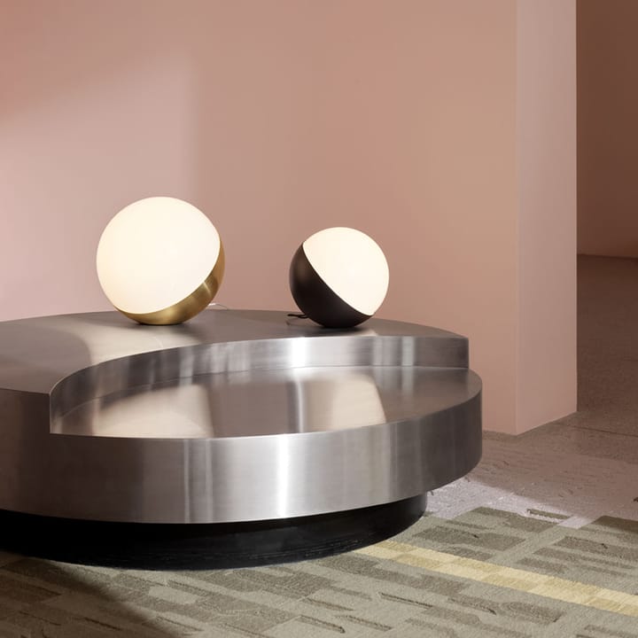 VL Studio table lamp/floor lamp Ø25 cm - Brass - Louis Poulsen