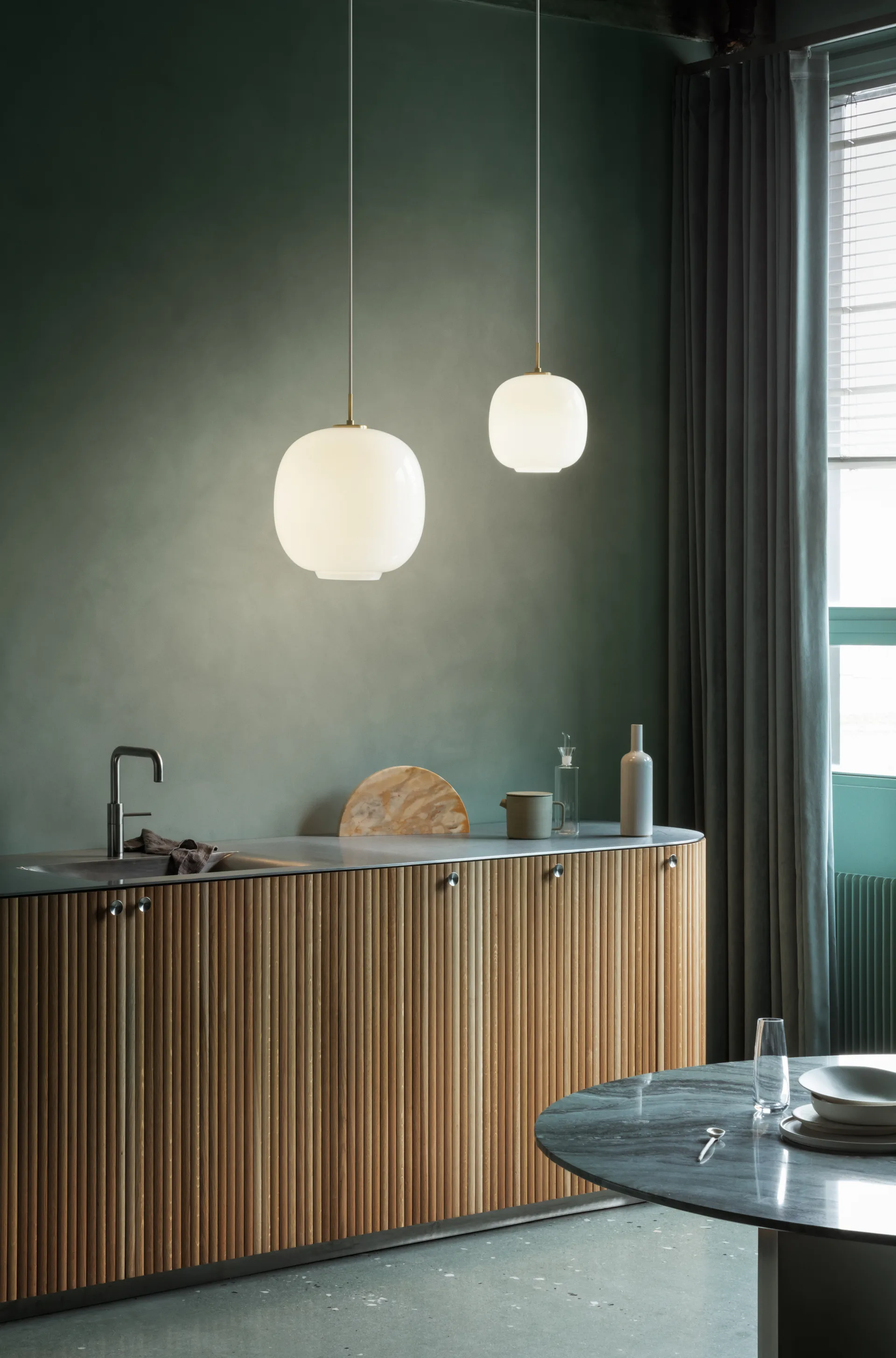 VL45 Radiohus pendant lamp Ø17.5 cm, Brass-white opal glass Louis Poulsen