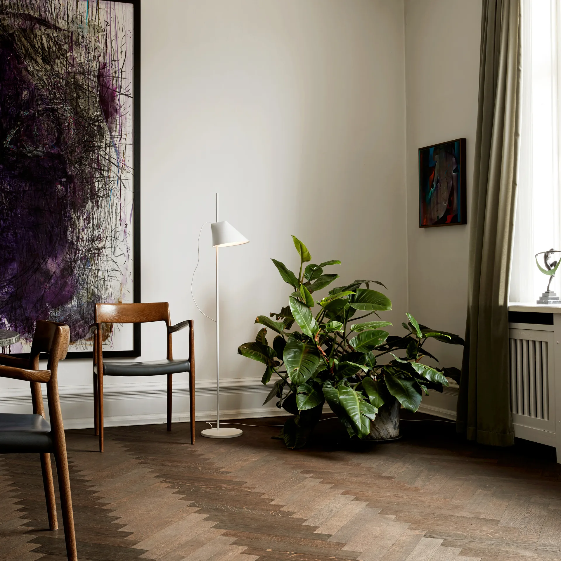 Yuh floor lamp, White Louis Poulsen