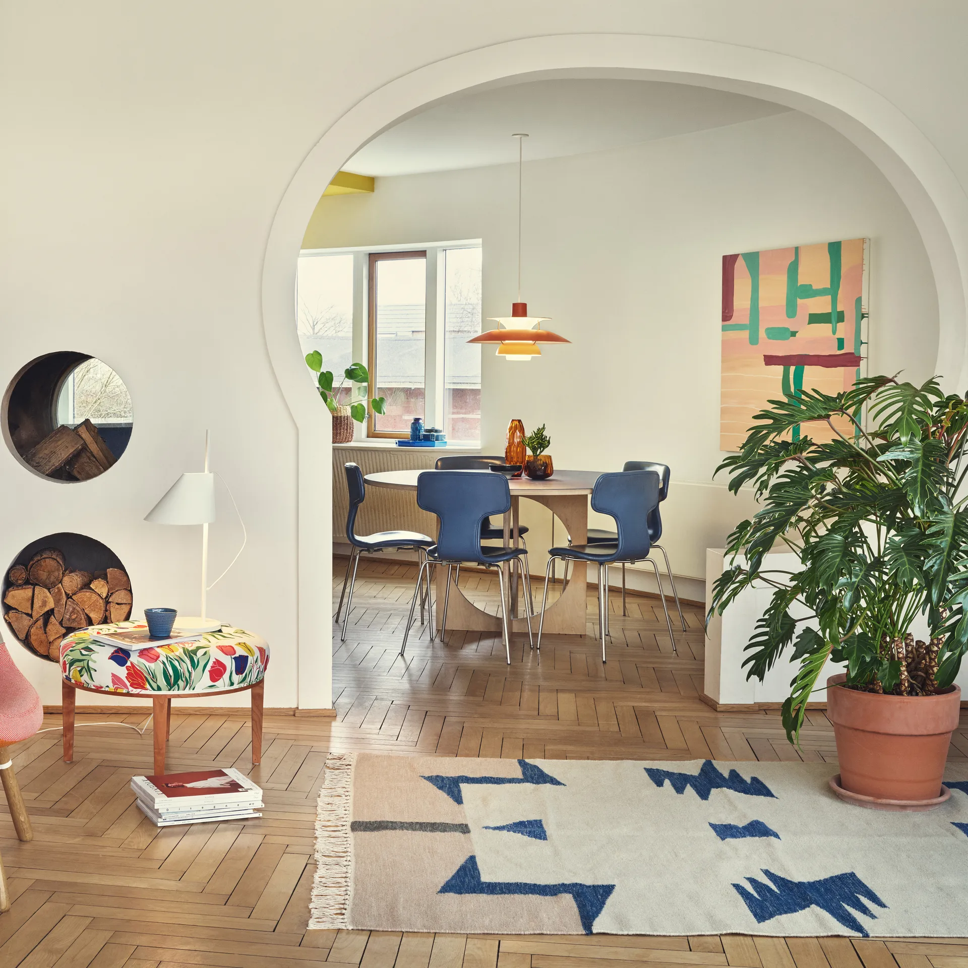 Yuh table lamp, White Louis Poulsen