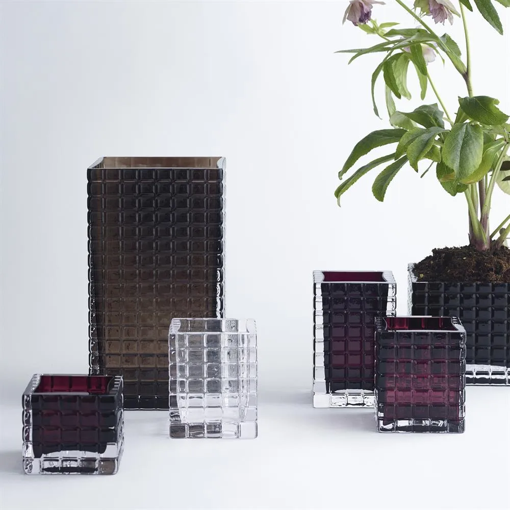 City Hurricane vase, smoke Louise Roe