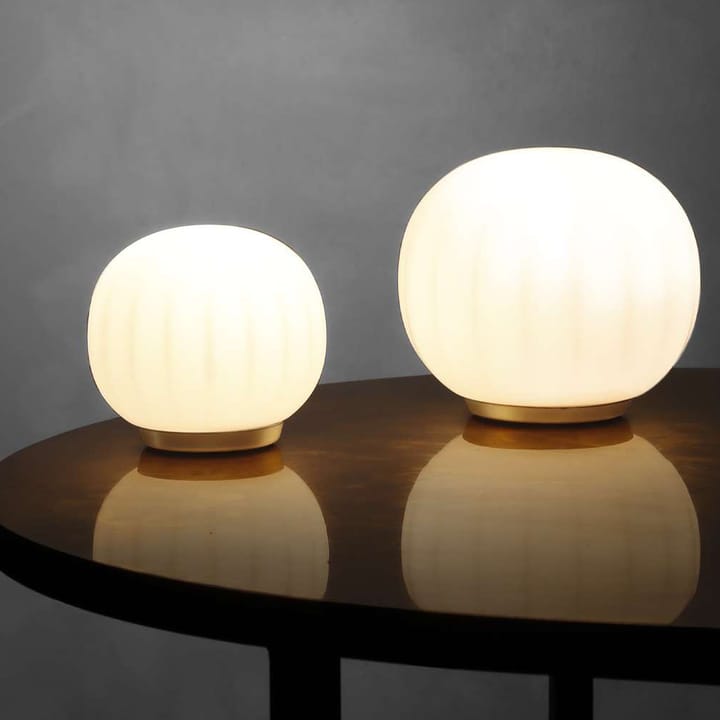 Lita table lamp - Ø18 cm, brass base - Luceplan