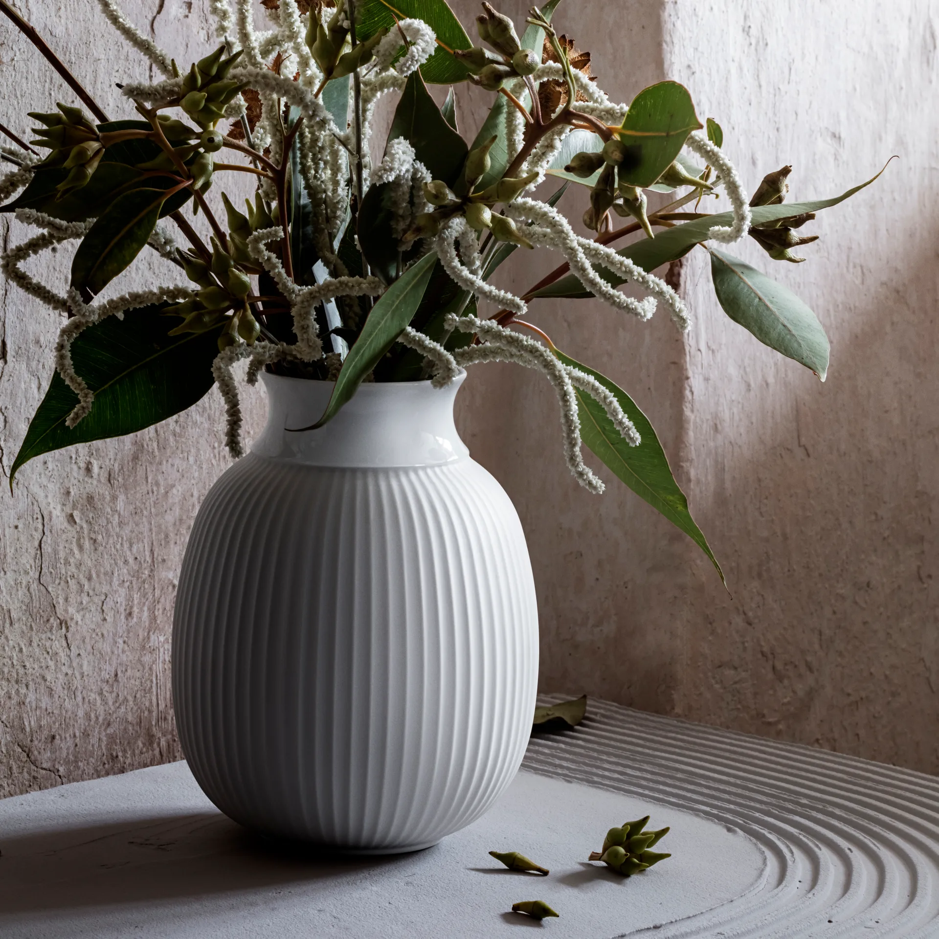 Lyngby Curve vase 17.5 cm, White Lyngby Porcelæn