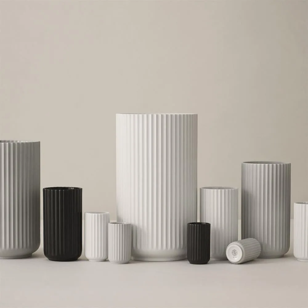 Lyngby vase black matte from Lyngby Porcelæn - NordicNest.com