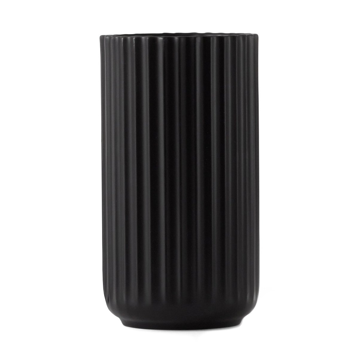 Lyngby Porcelæn Lyngby vase black matte 15 cm | Scandinavian Design | Vases | Black