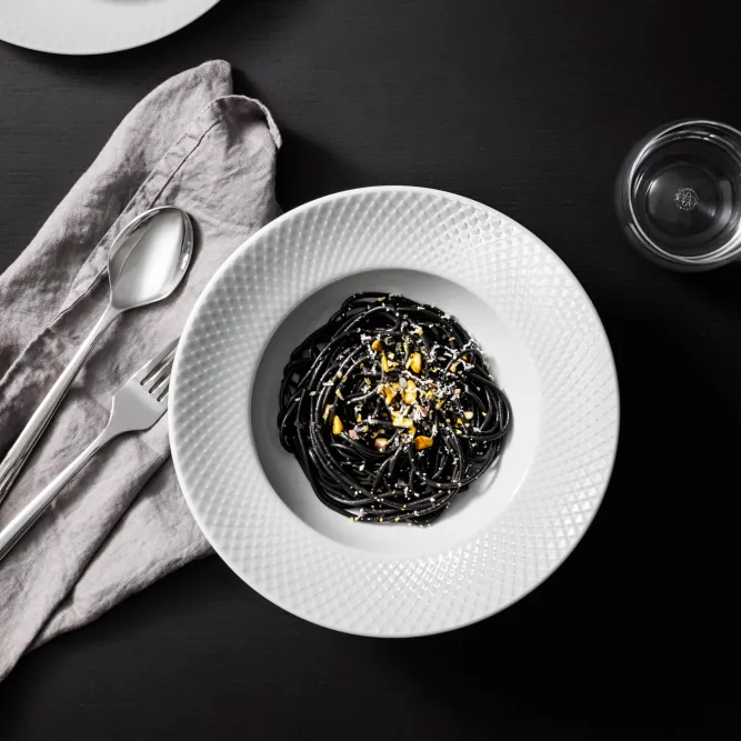 Rhombe deep plate white, Ø 24.5 cm Lyngby Porcelæn