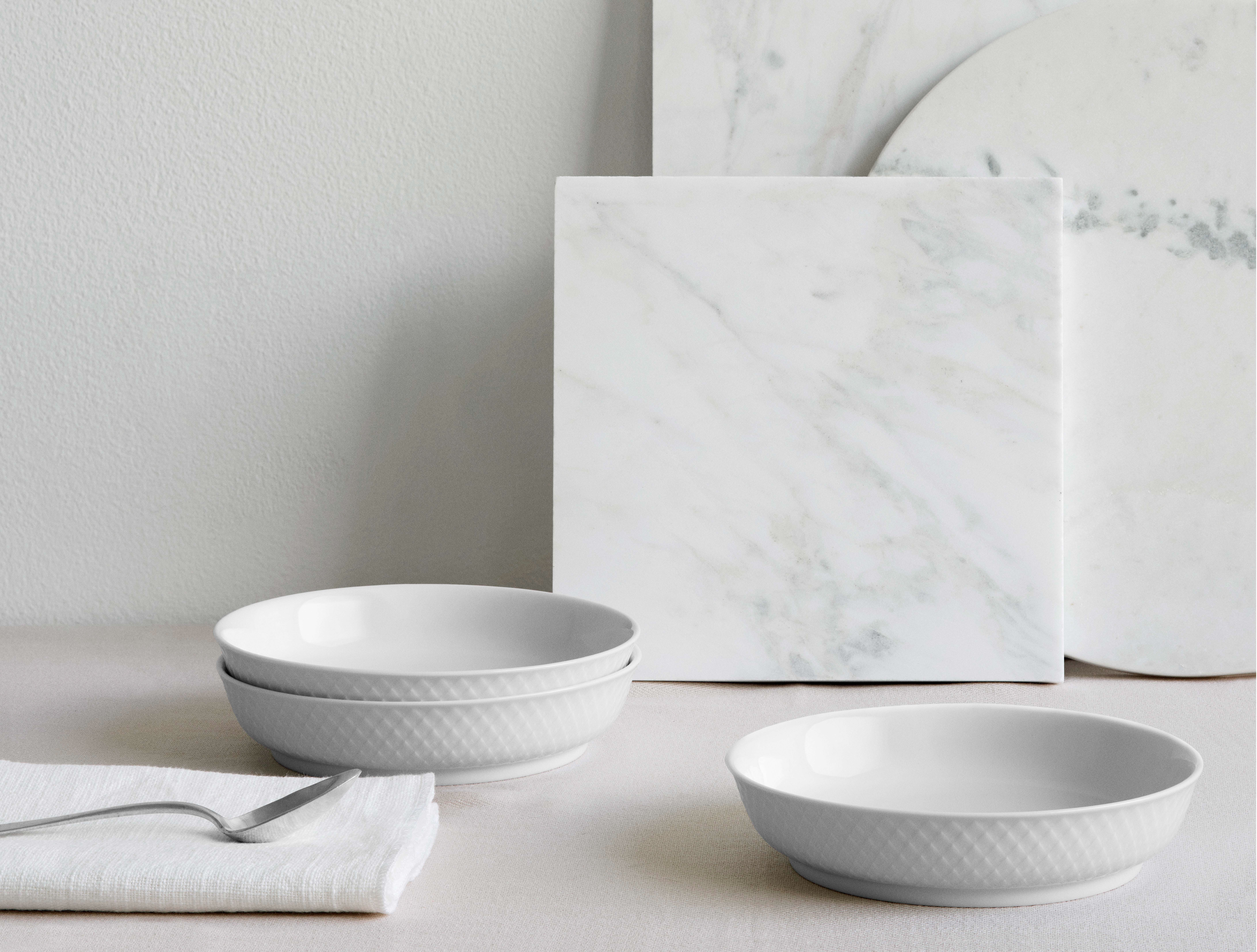 Rhombe dessert plate Ø16 cm from Lyngby Porcelæn - NordicNest.com