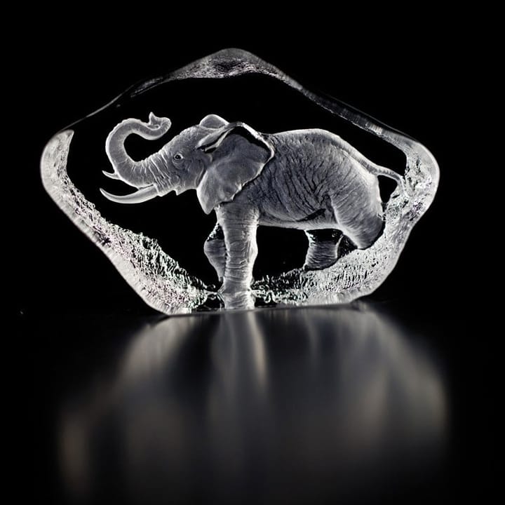Wildlife Elephant sculpture - glass - Målerås Glasbruk