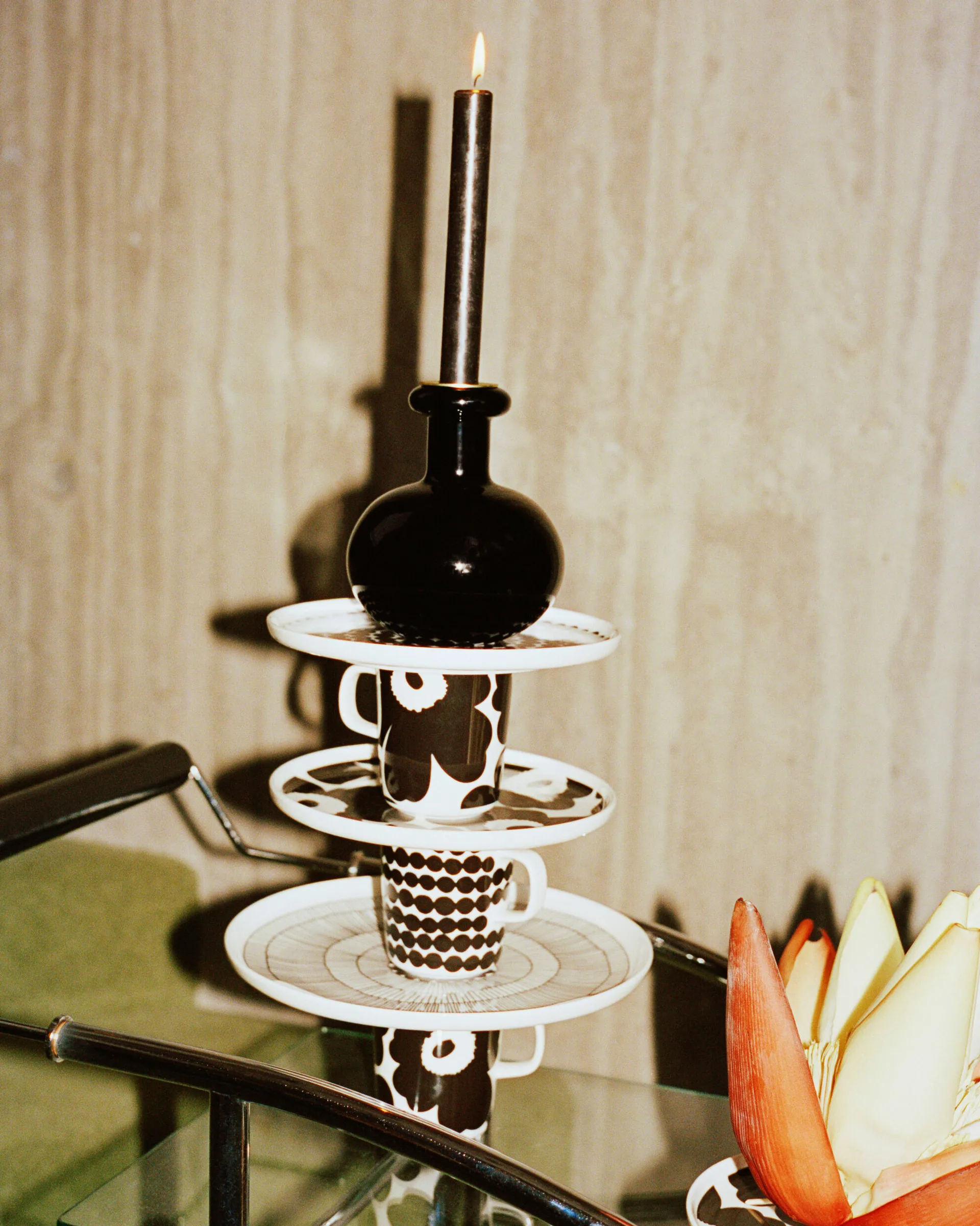 Butticula candlestick Ø12,5 cm, Black Marimekko