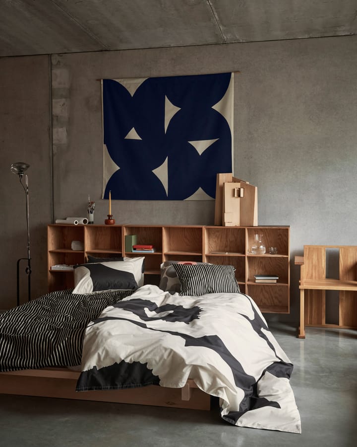 Iso Unikko duvet cover 150x210 cm, Charcoal-off white Marimekko