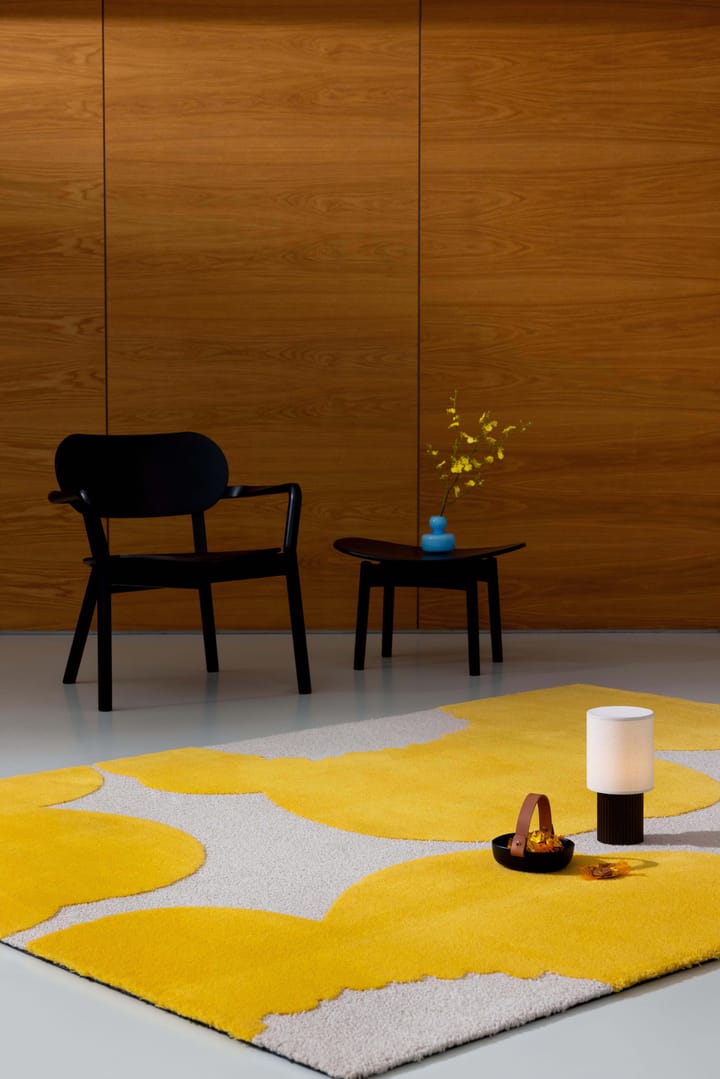 Iso Unikko wool rug - Yellow, 140x200 cm - Marimekko