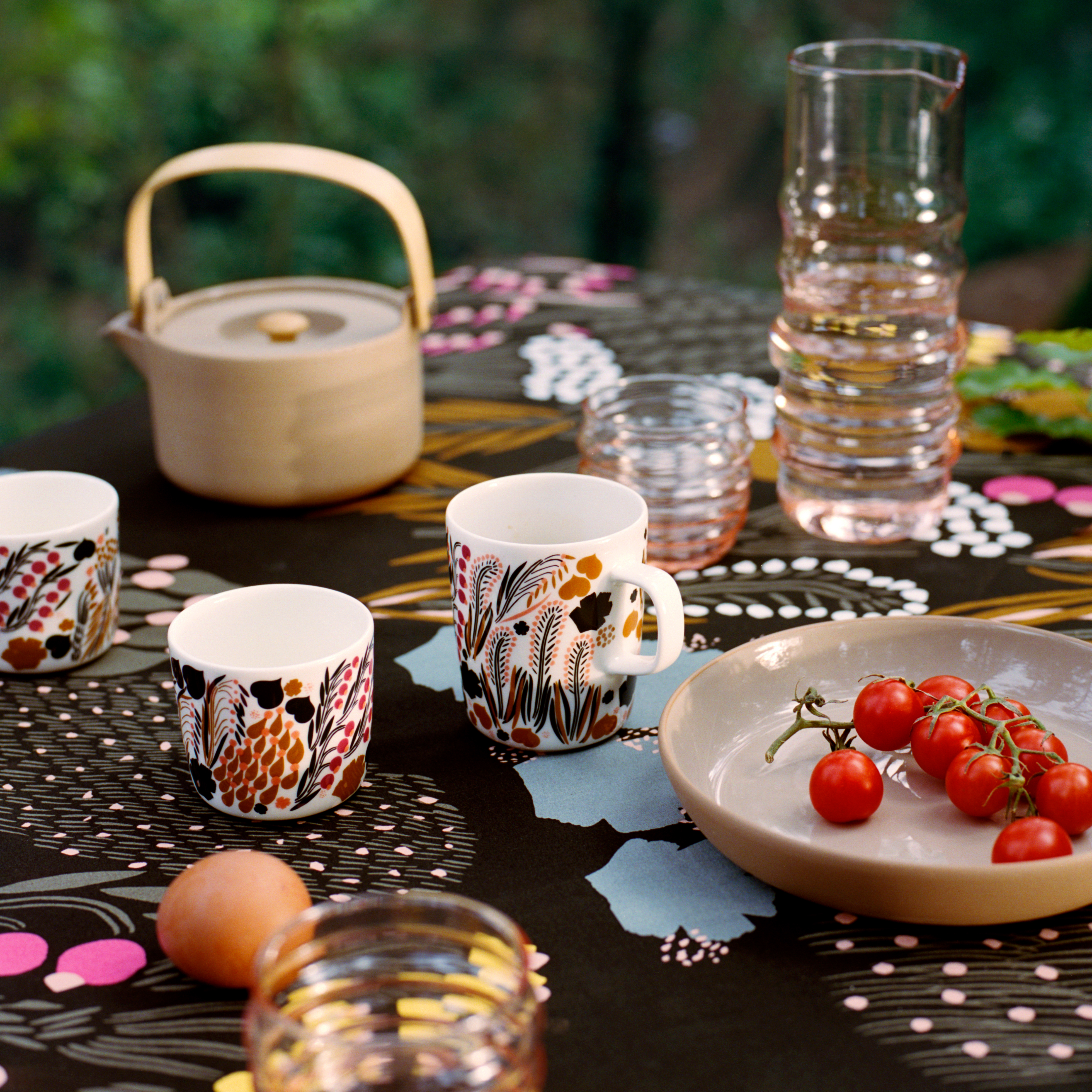 マリメッコ　Oiva ブラウン　5点セット Oiva plate 20.5 cm from Marimekko - NordicNest.com