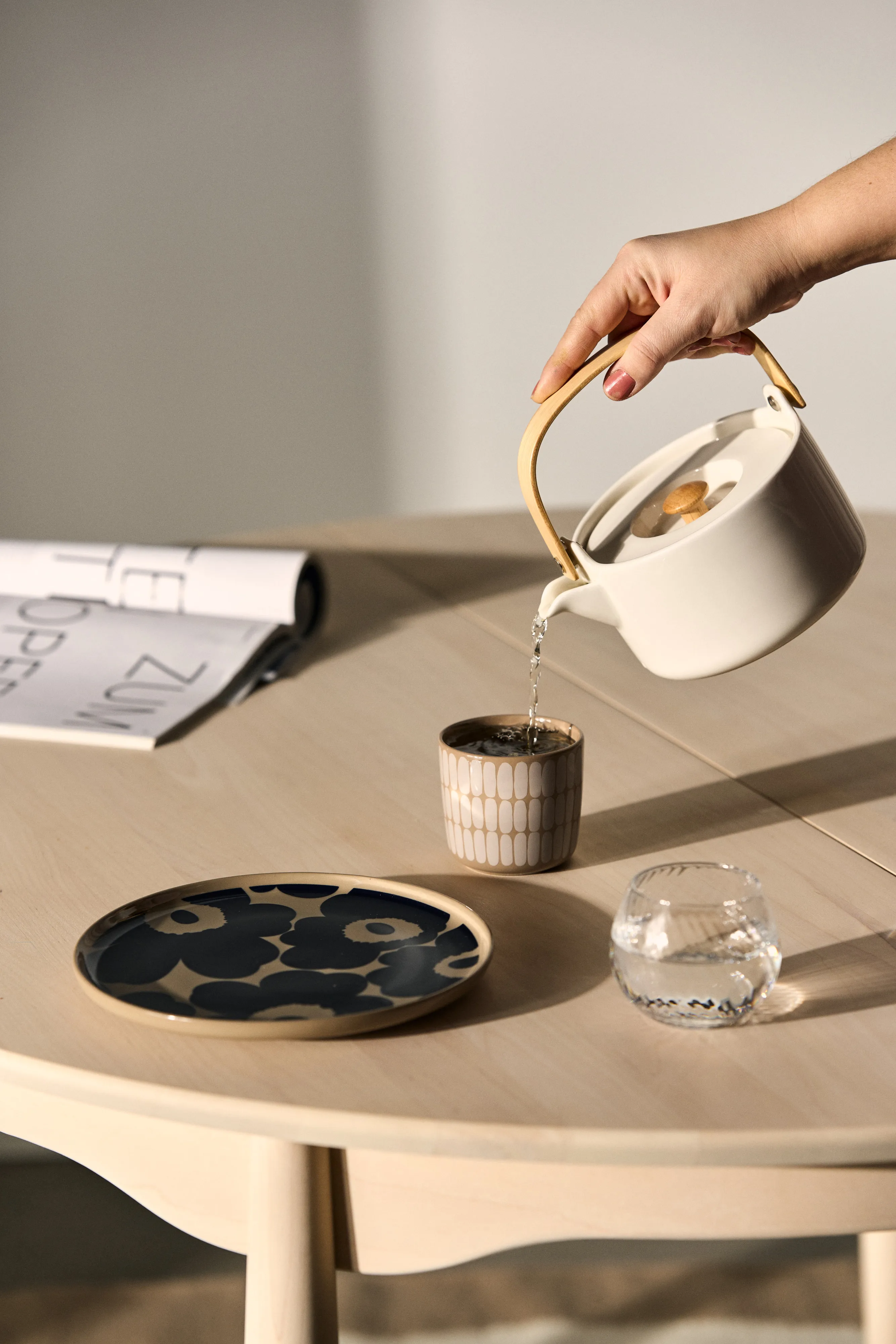 Oiva teapot from Marimekko - NordicNest.com