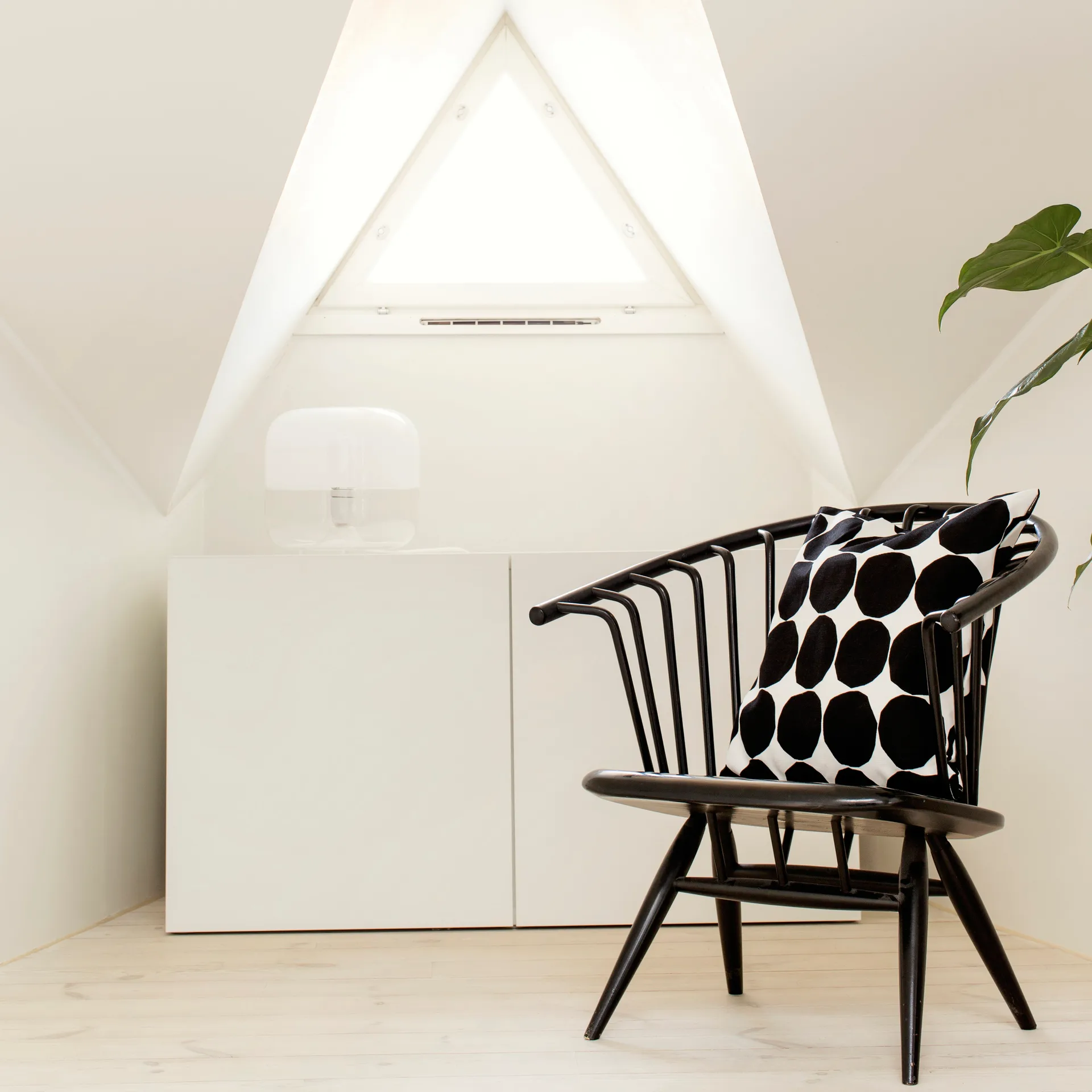 Pienet Kivet cushion cover 50x50 cm, black-white Marimekko