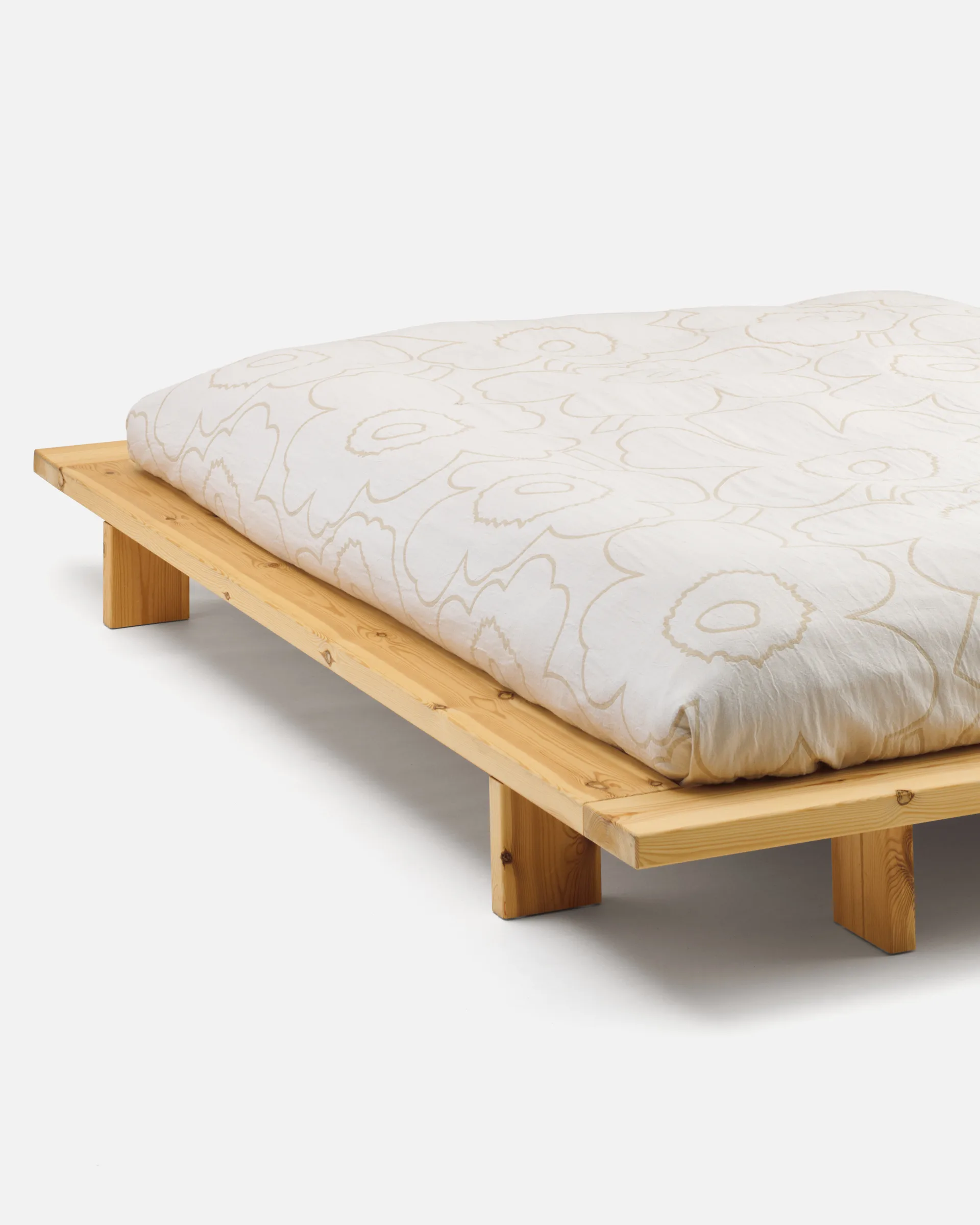 Piirto Unikko bedspread 260x260 cm, Ecru Marimekko