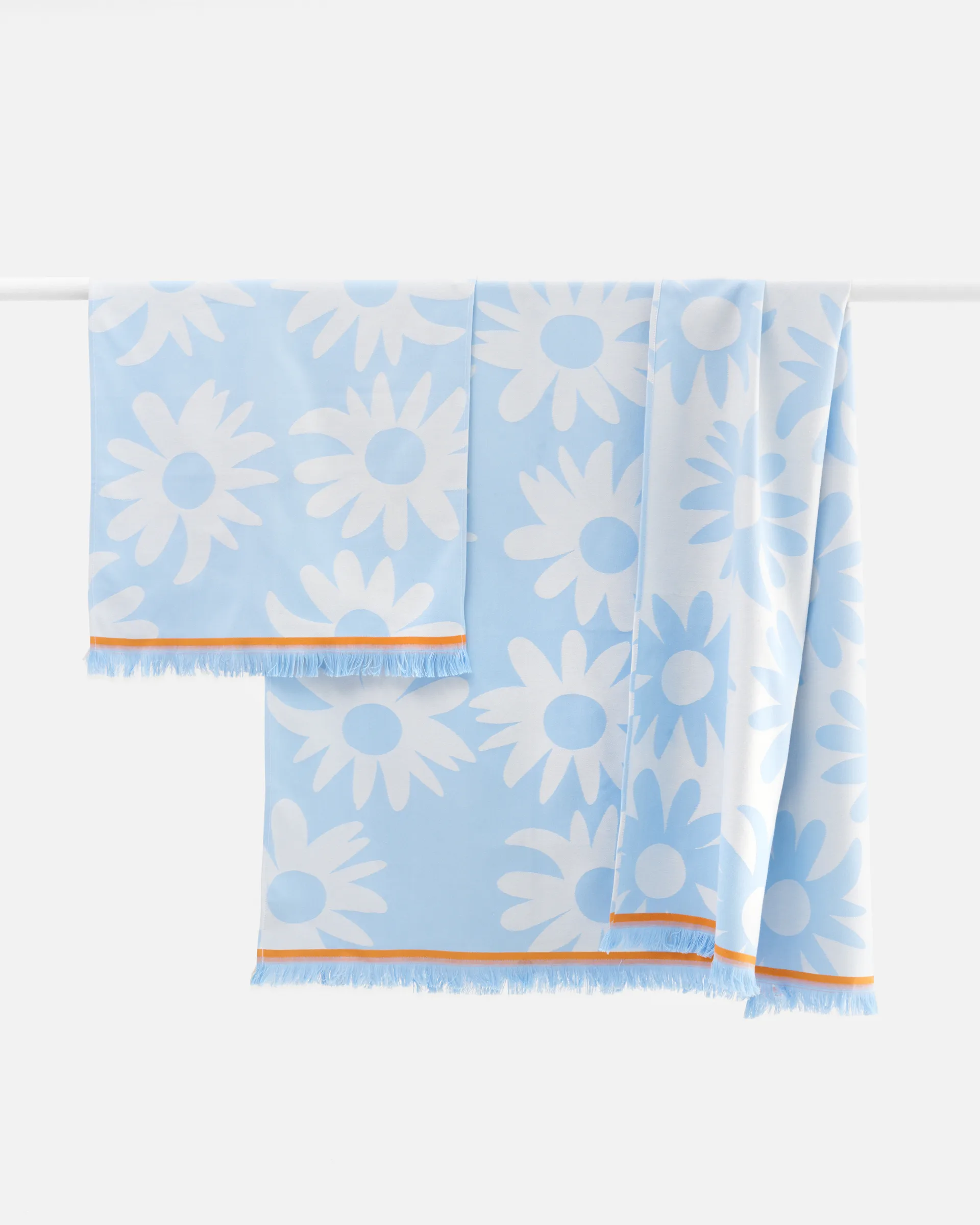 Rakastaa ei rakasta hammam bath towel 91x165 cm, Orange-Off-white-light blue Marimekko